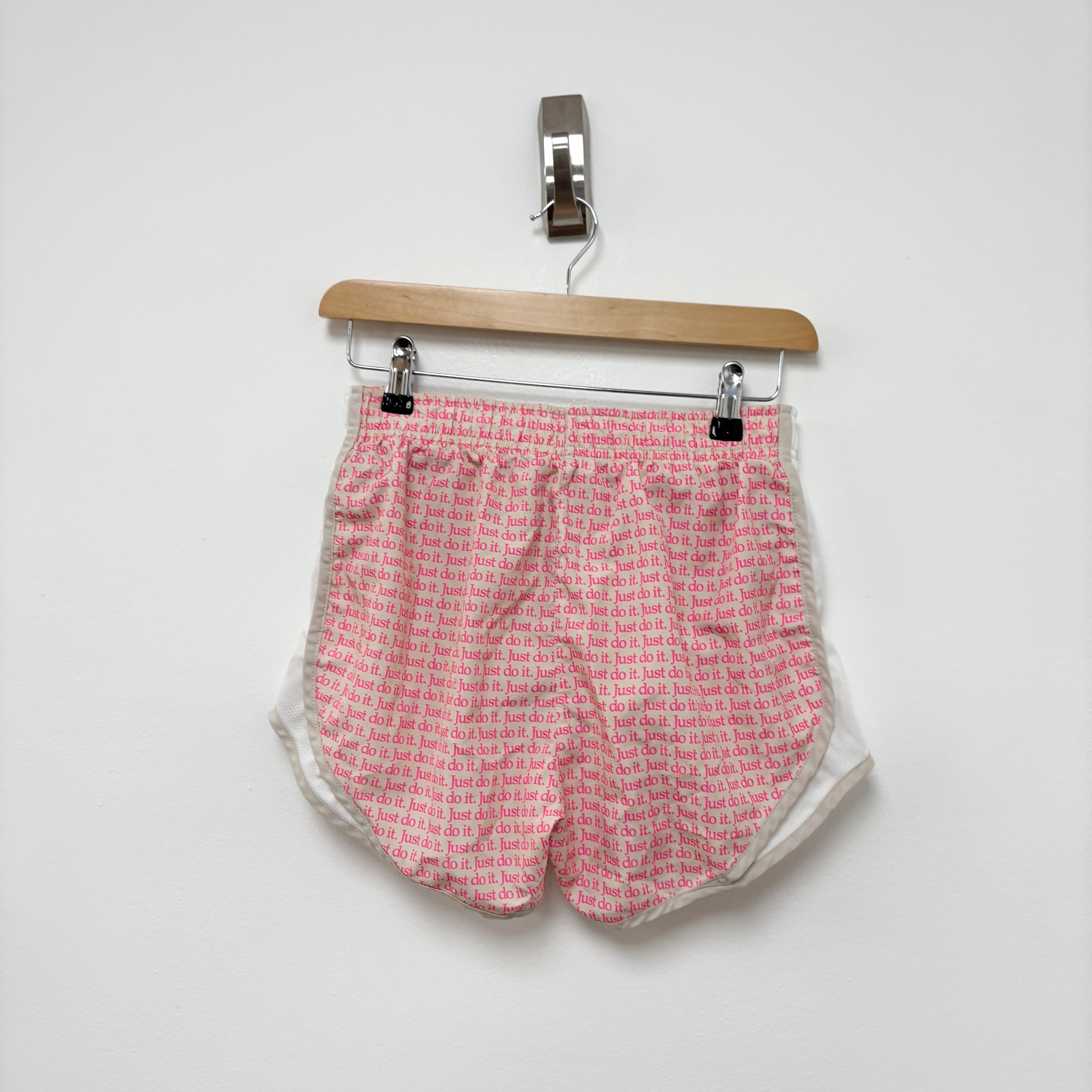 Nike Shorts Womens XS Pink Dri Fit Running Sports Gym Athletic (E)