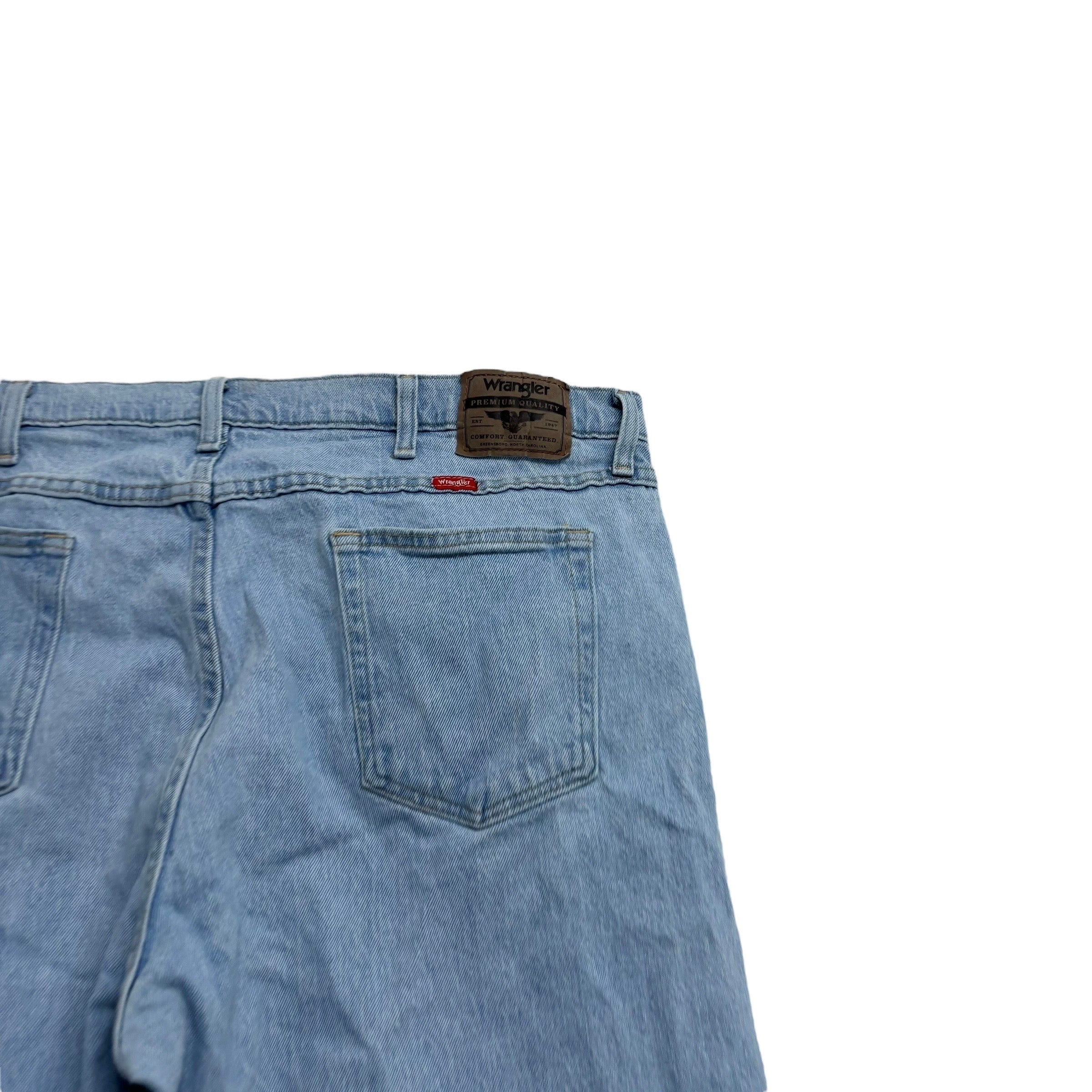 Wrangler Jeans W40 L30 Mens Light Blue Relaxed Straight Fit Stretch Denim