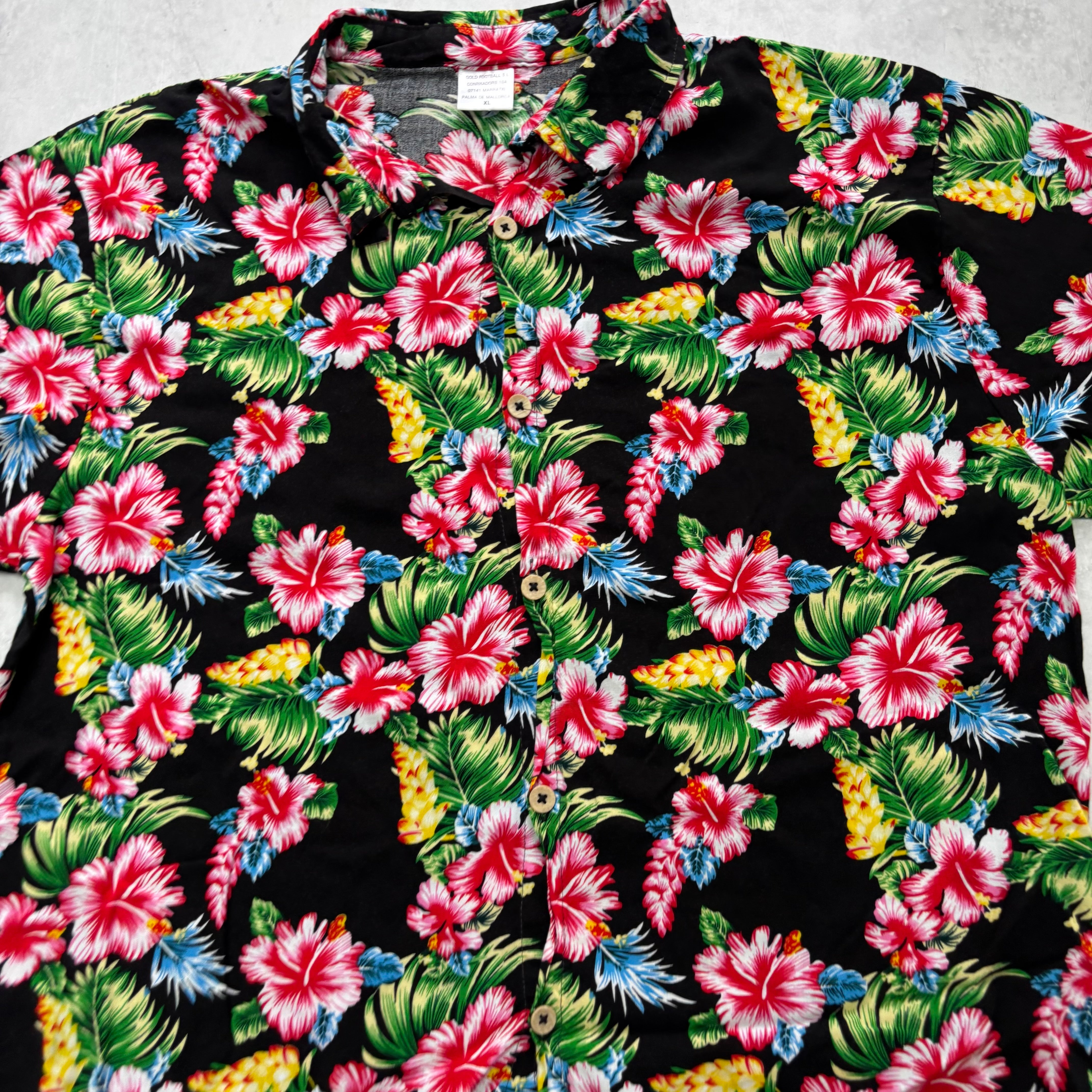 Hawaiian Shirt Mens Medium Black Floral Aloha Short Sleeve Viscose (E)