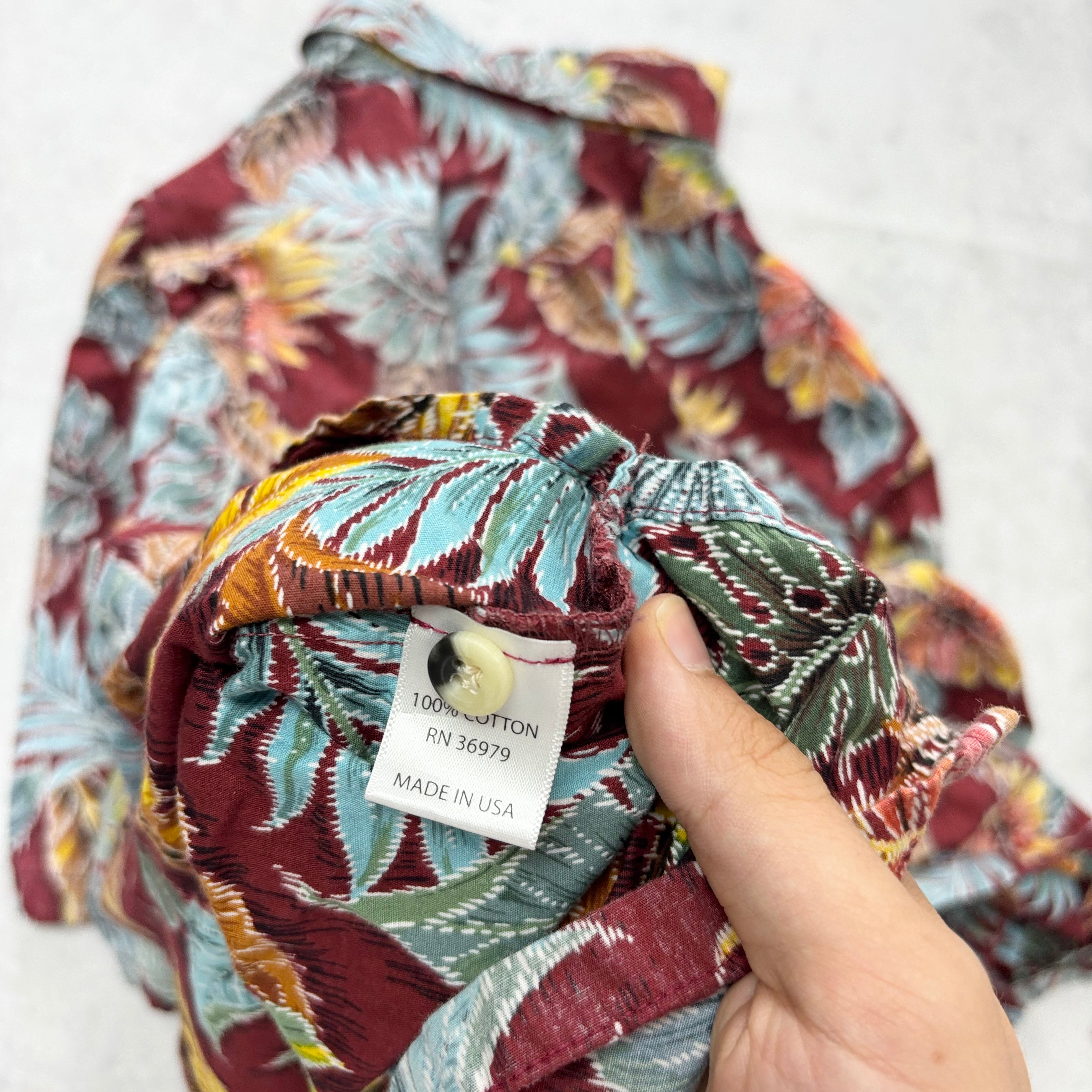 Vintage Hawaiian Shirt Mens XL Red Floral Aloha Short Sleeve Cotton (E)