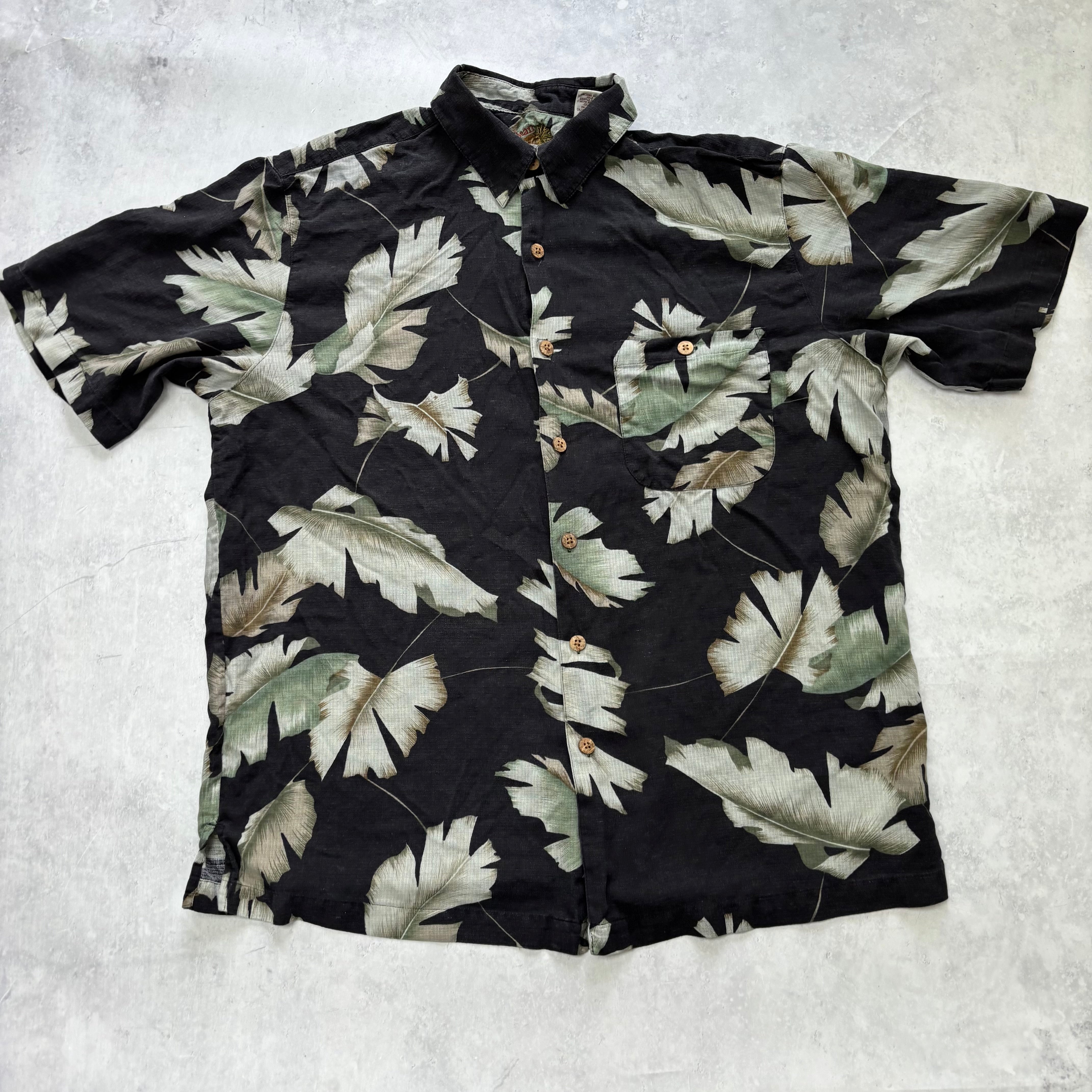 Vintage Hawaiian Shirt Mens Large Black Floral Aloha Short Sleeve Silk (E)