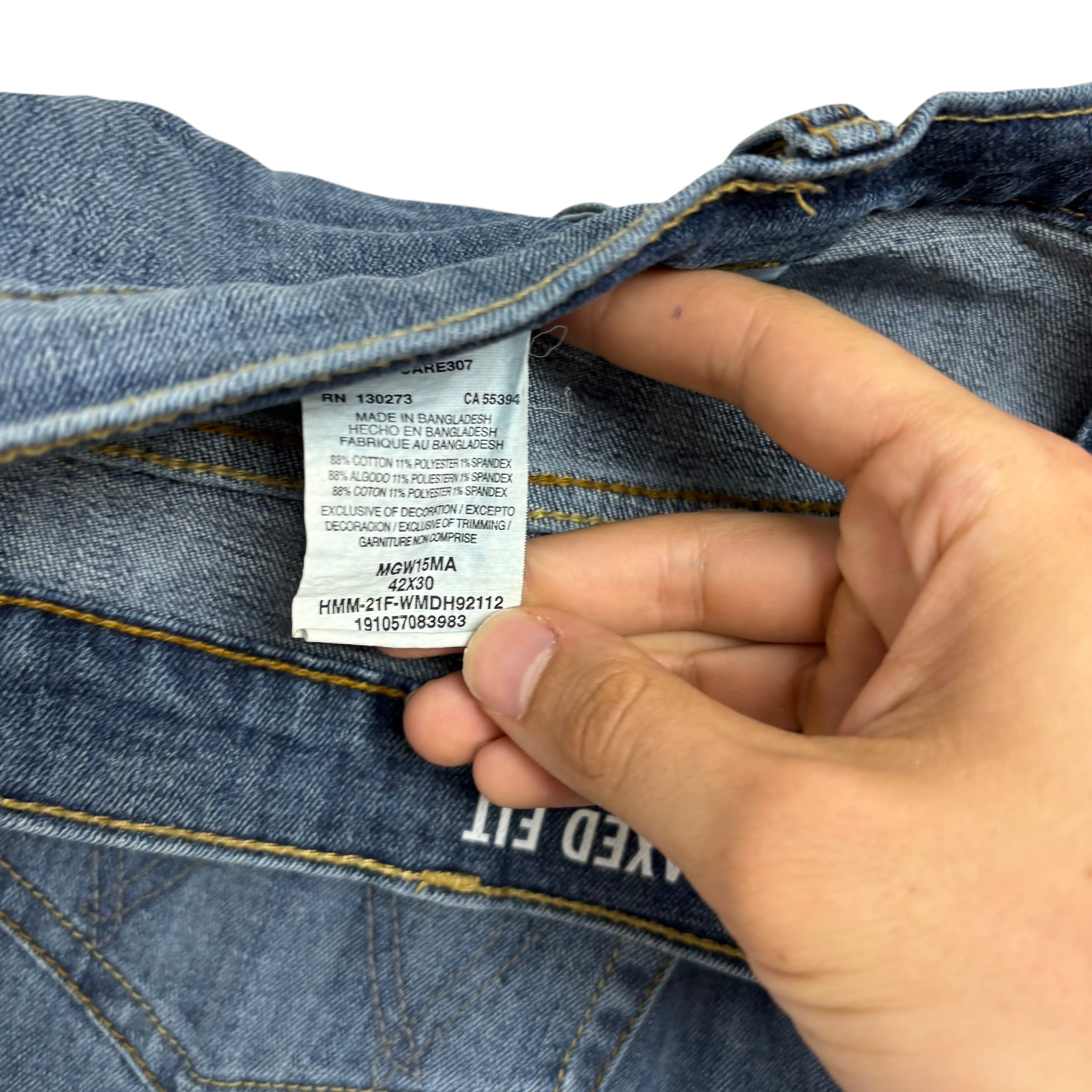 Wrangler Jeans W42 L30 Mens Mid Blue Relaxed Straight Fit Stretch Denim