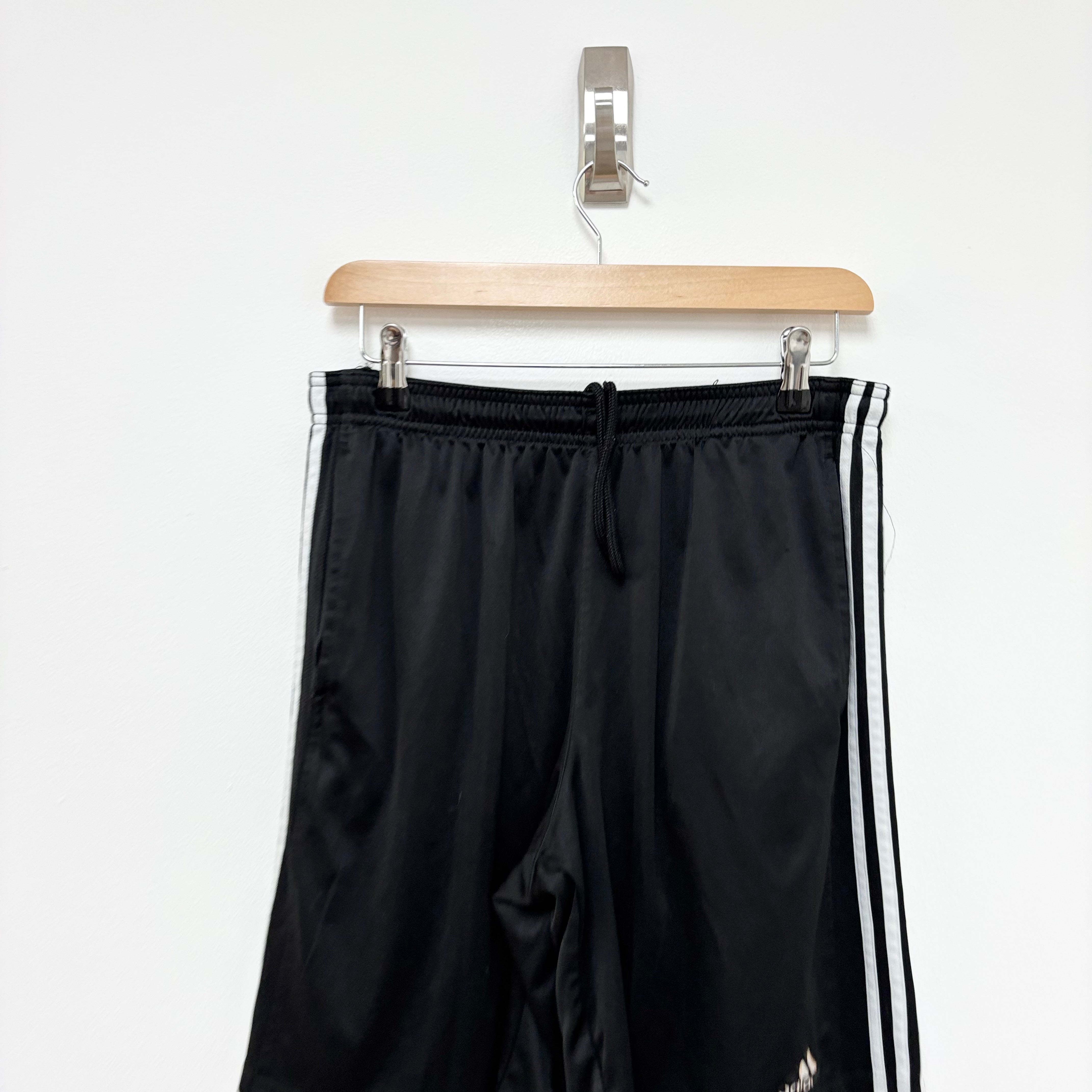 Adidas Shorts Mens Medium Black Sports Running Gym Athletic Pockets