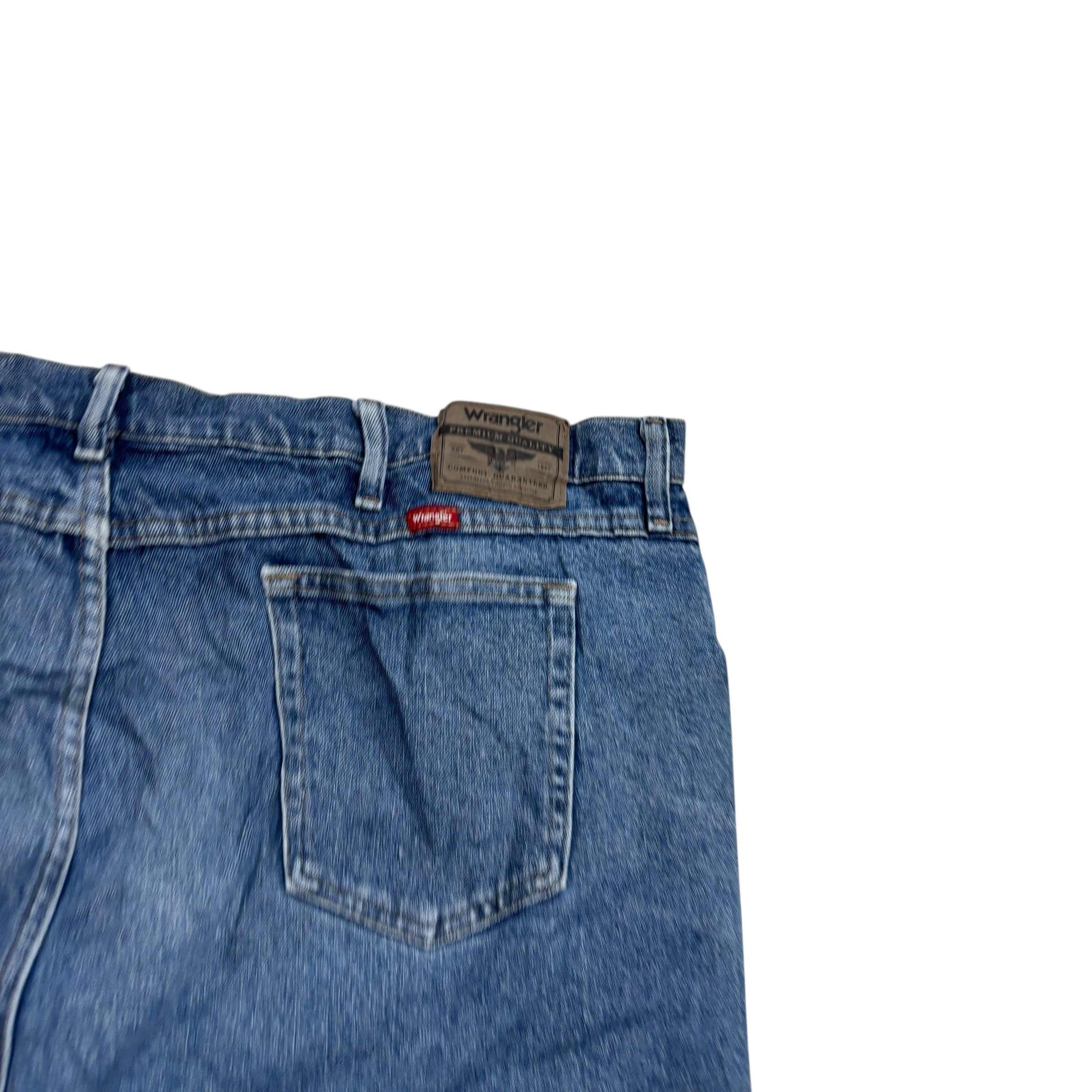 Wrangler Jeans W46 L32 Mens Mid Blue Relaxed Straight Fit Stretch Denim (E)