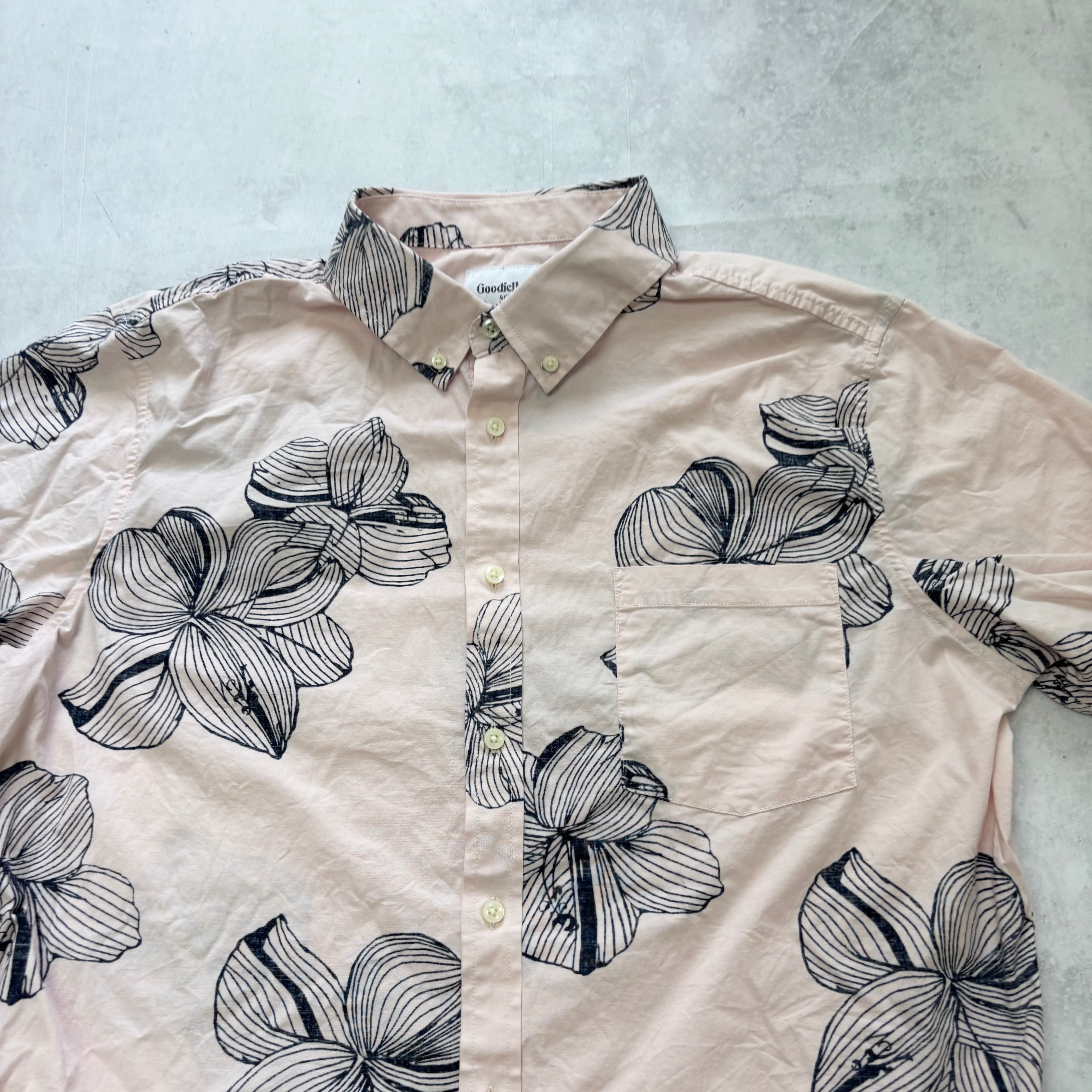 Hawaiian Shirt Mens XL Pink Floral Aloha Short Sleeve Slim Fit Cotton (E)