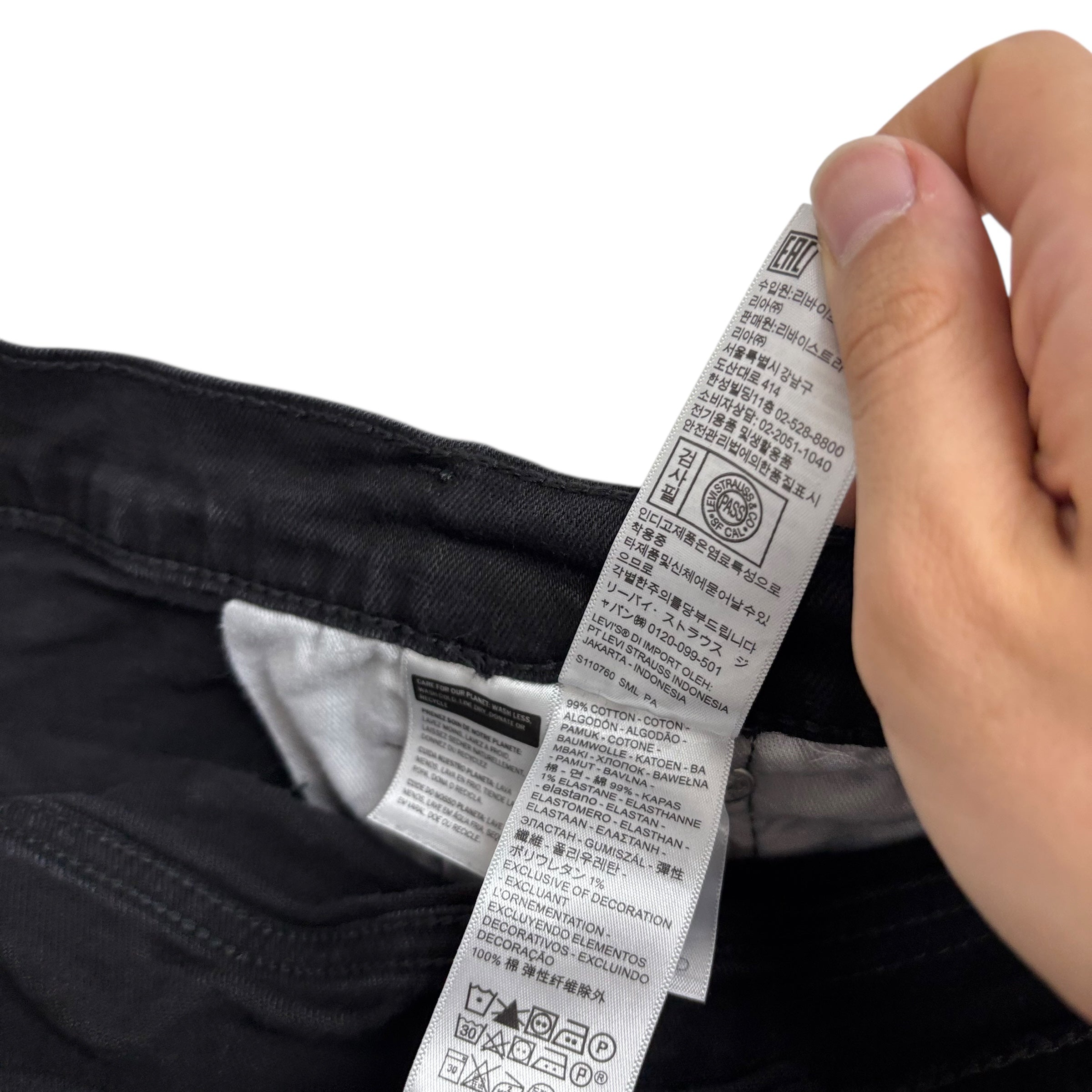 Levis 541 Jeans W52 L28 Mens Black Athletic Tapered Fit Stretch Denim (E)