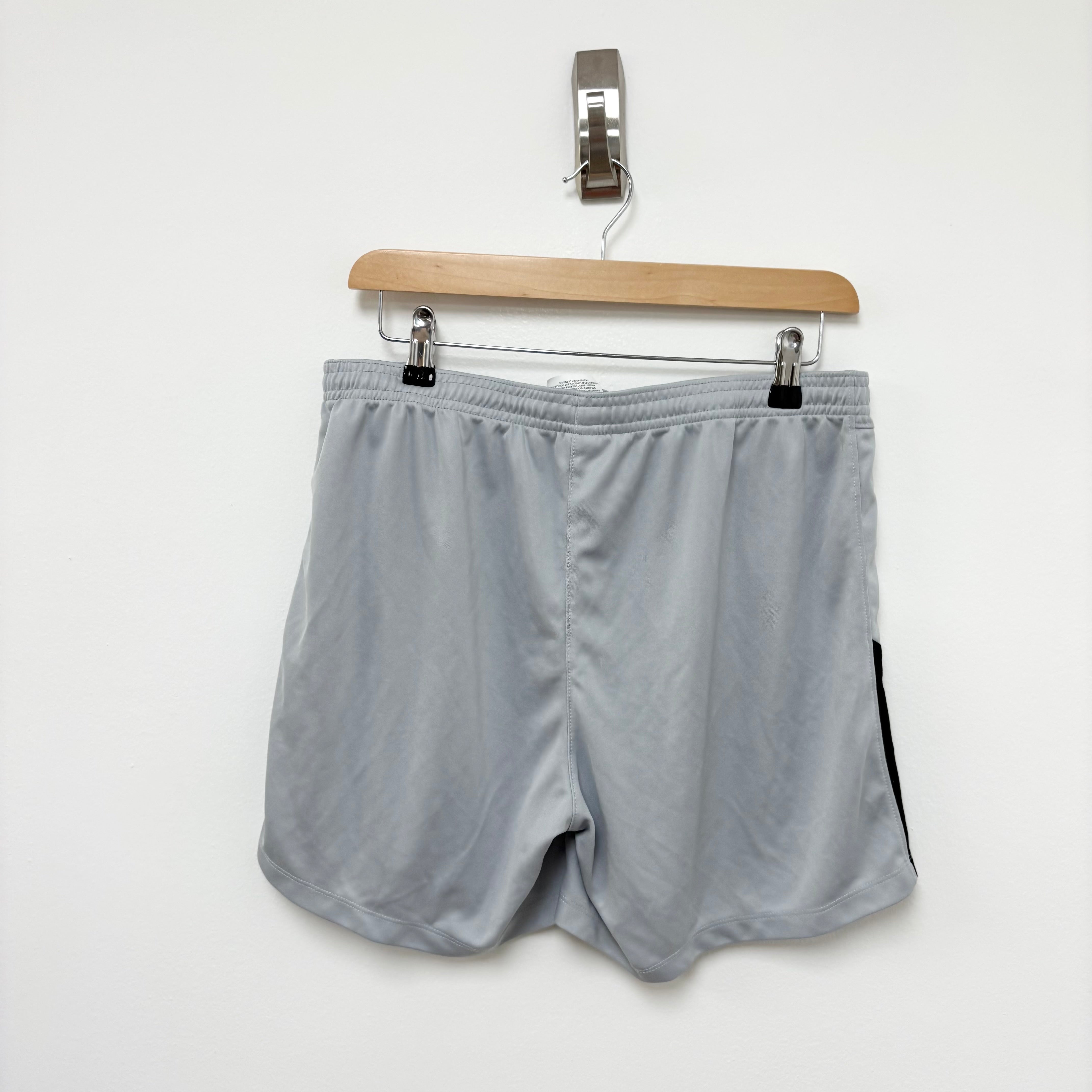 Nike Shorts Mens Large Grey Dri Fit Running Sports Gym Athletic (E)