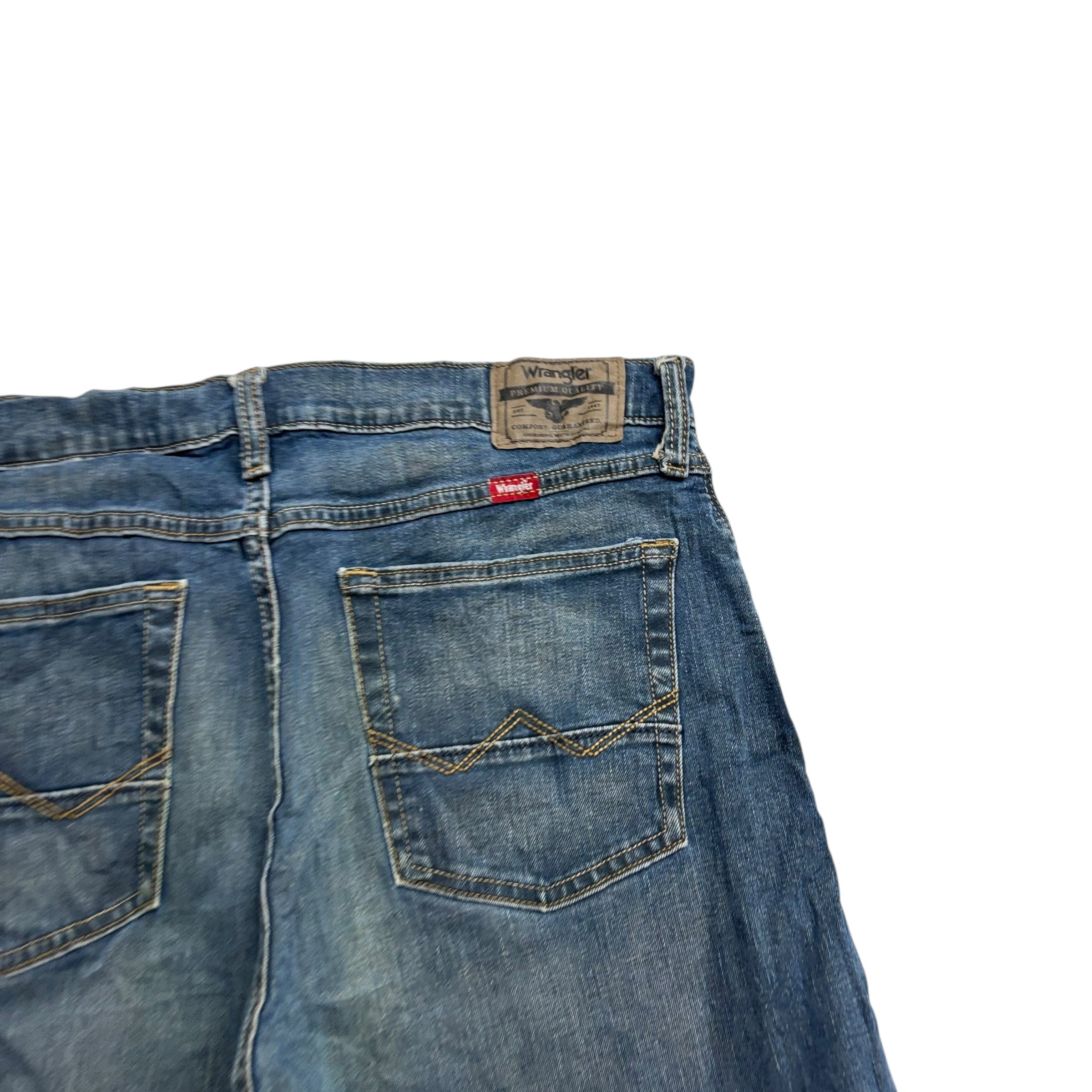 Wrangler Denim Shorts W32 Mens Dark Blue 9in Regular Fit Stretch