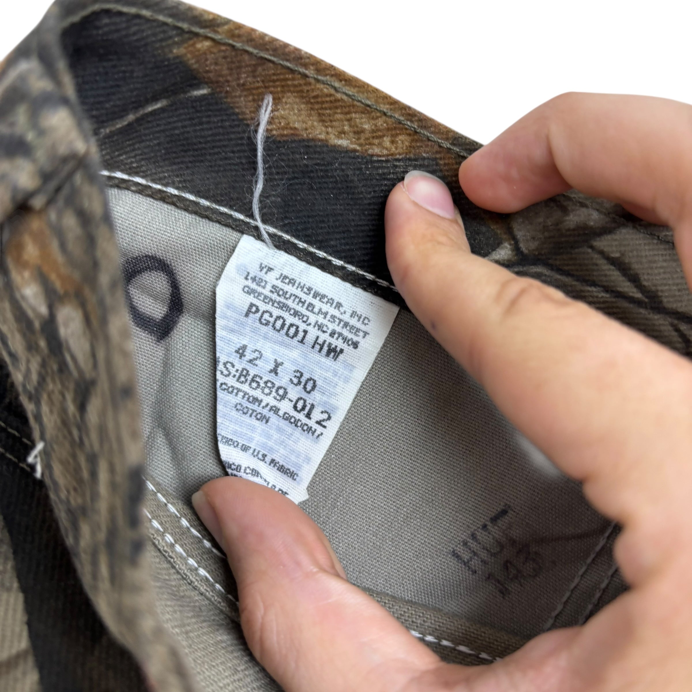 Vintage Wrangler RealTree Jeans W42 L30 Mens Relaxed Fit 90s Pants (E)