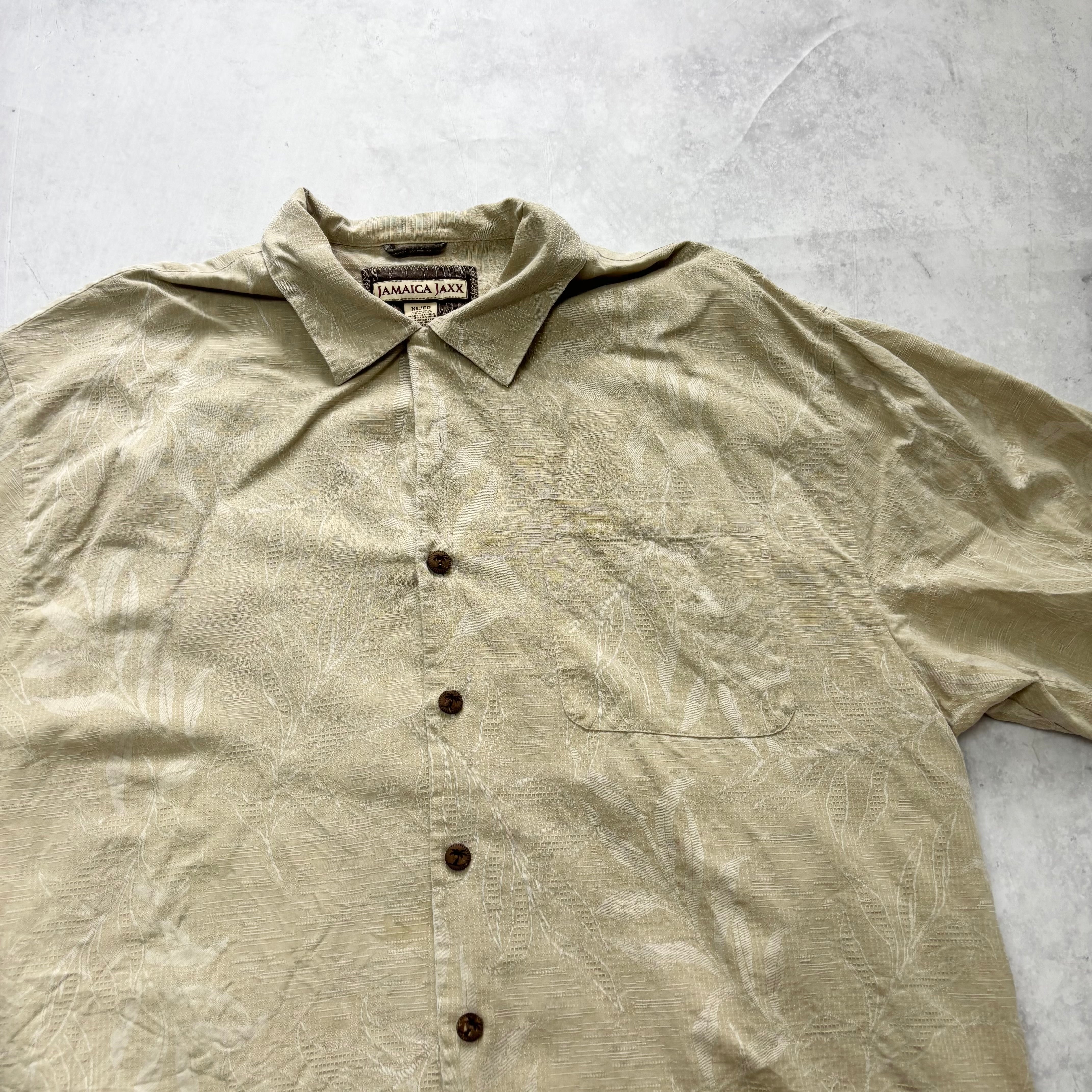 Vintage Hawaiian Shirt Mens XL Beige Silk Floral Aloha Short Sleeve