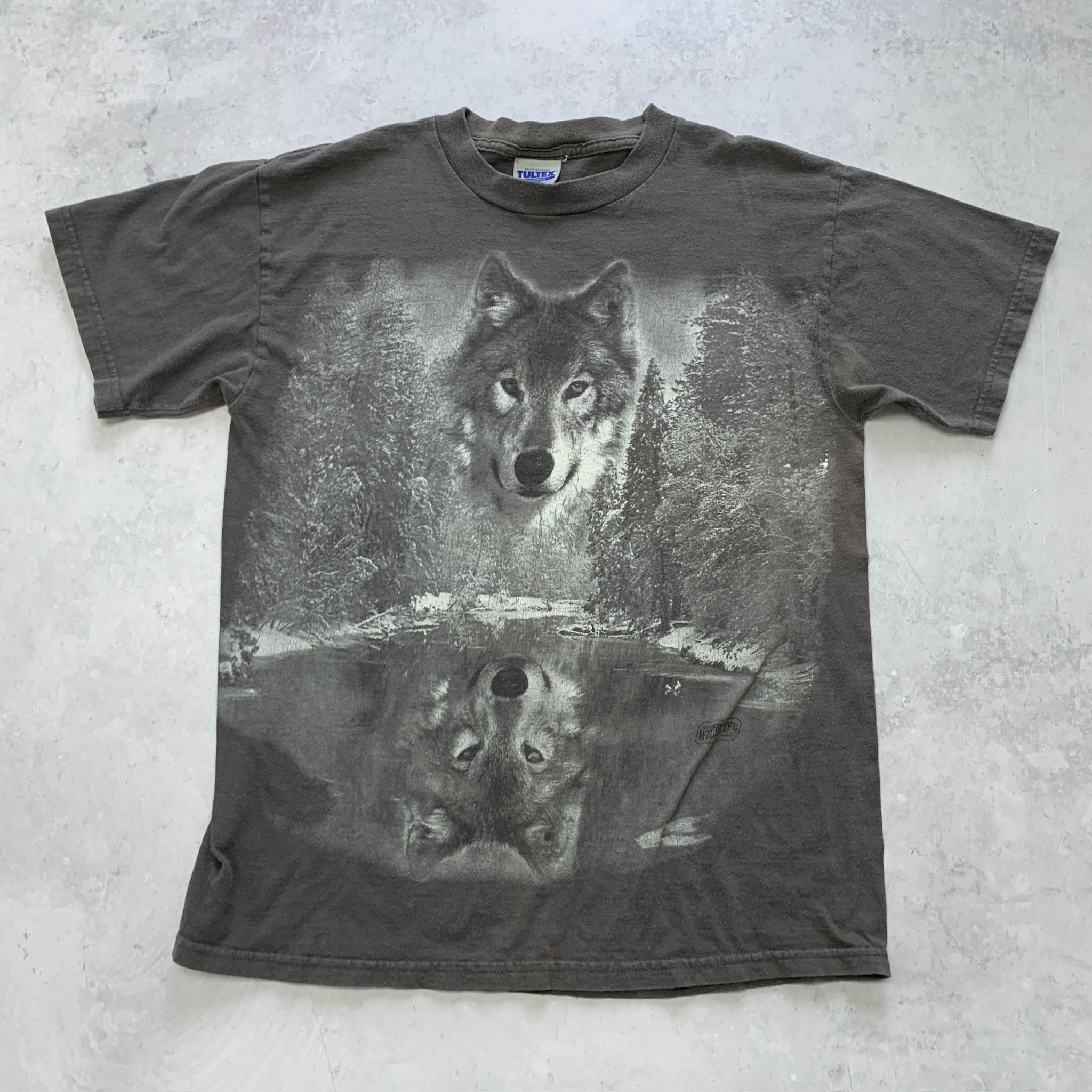 Vintage T Shirt Mens Medium Grey Graphic Print 00s Wolf Animals