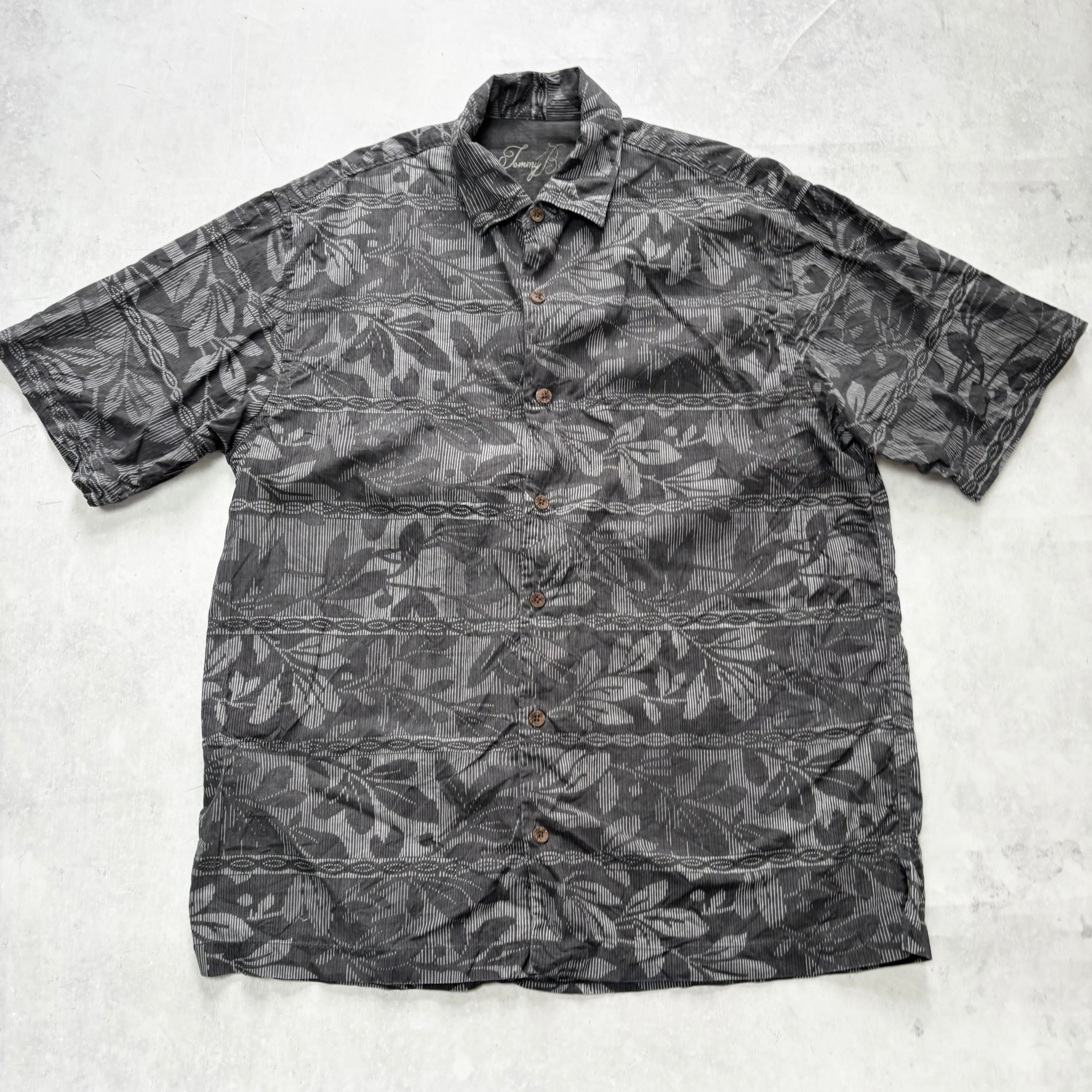 Vintage Hawaiian Shirt Mens Large Grey Silk Floral Aloha Short Sleeve (E)