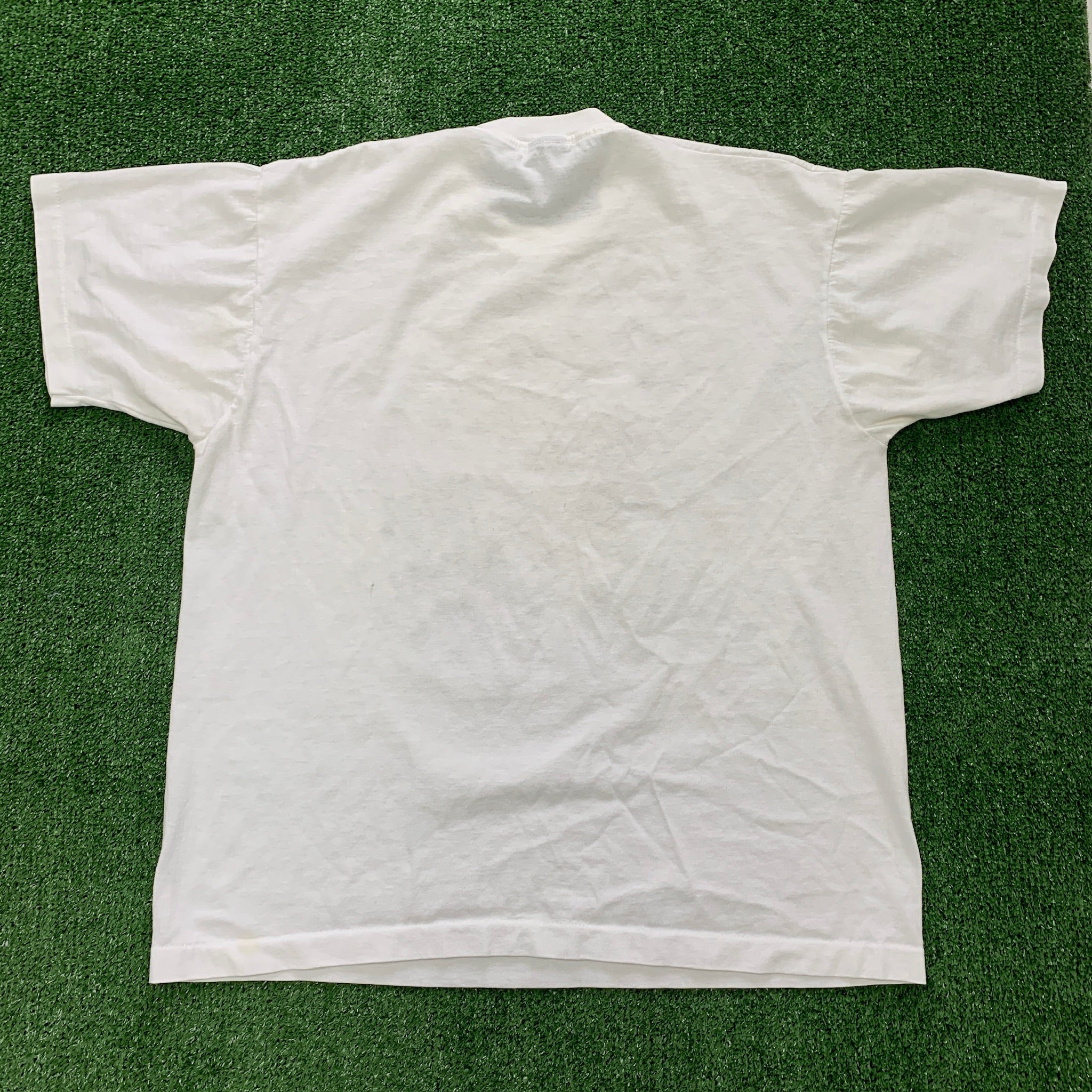 Vintage T Shirt Mens Large White Single Stitch Graphic Print 90s USA Animals