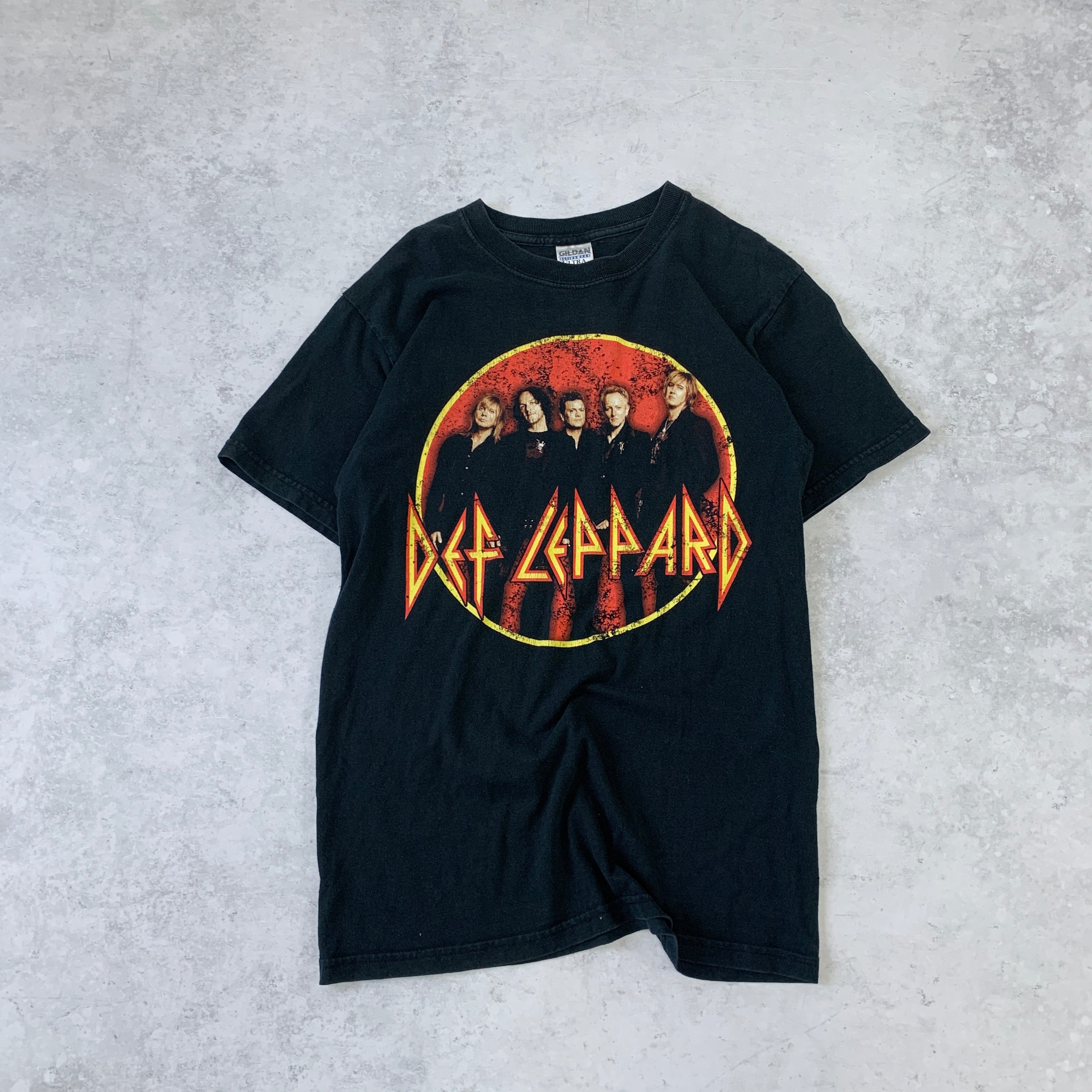 Vintage T Shirt Mens Small Black Gilden Band Def Leppard Y2K Tour Music Rock