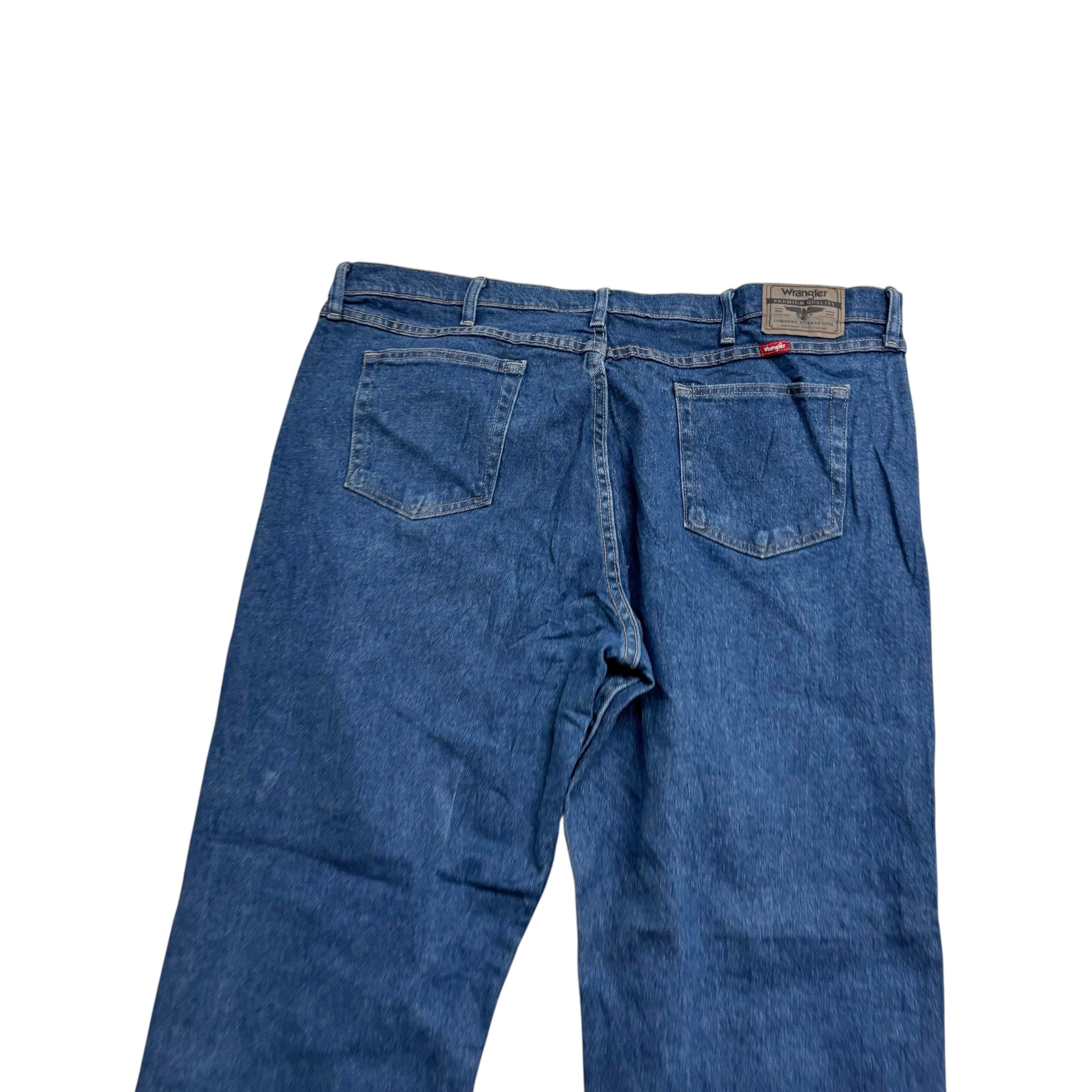 Wrangler Jeans W42 L32 Mens Mid Blue Relaxed Straight Fit Stretch Denim (E)