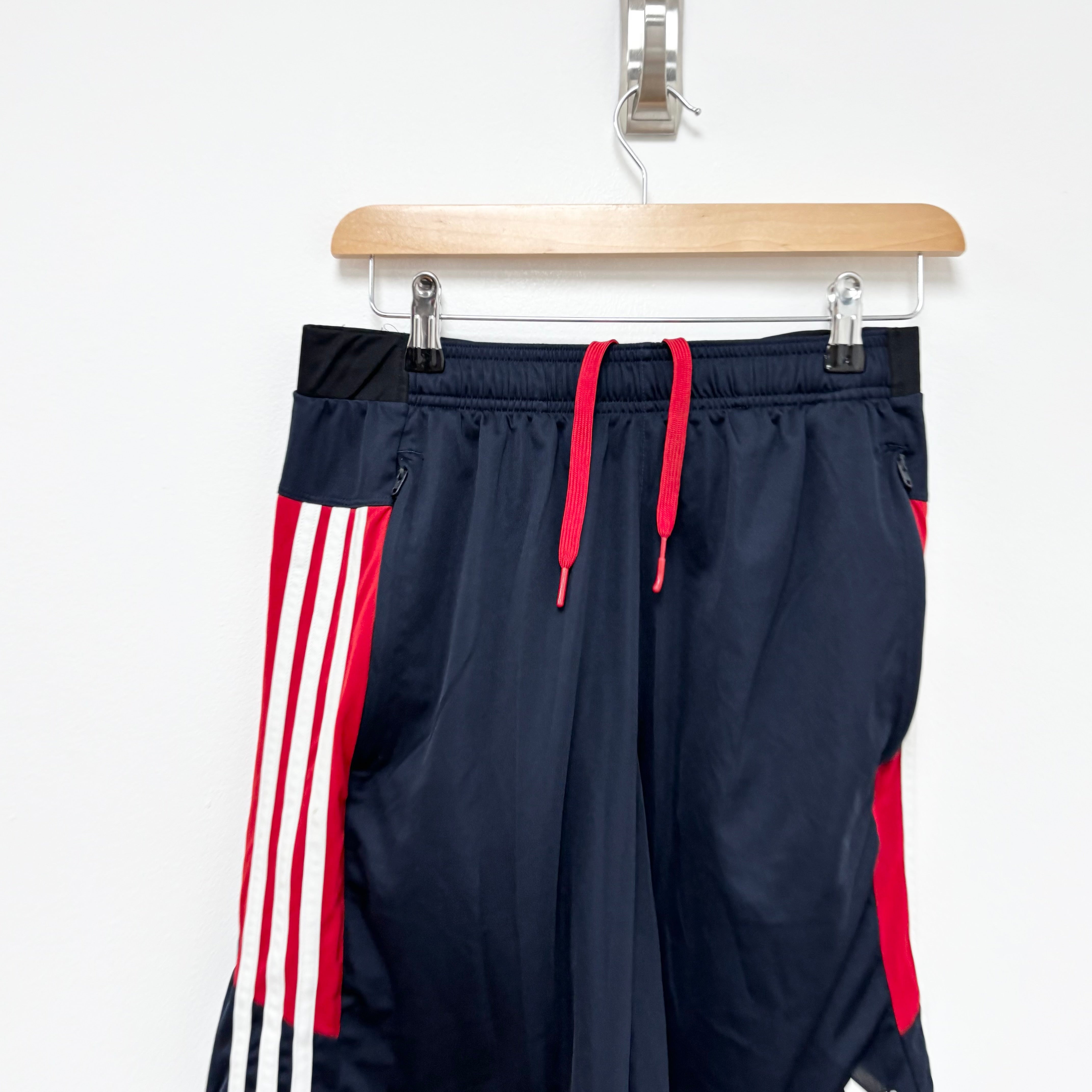 Adidas Shorts Mens Medium Navy Blue Sports Running Gym Athletic Pockets
