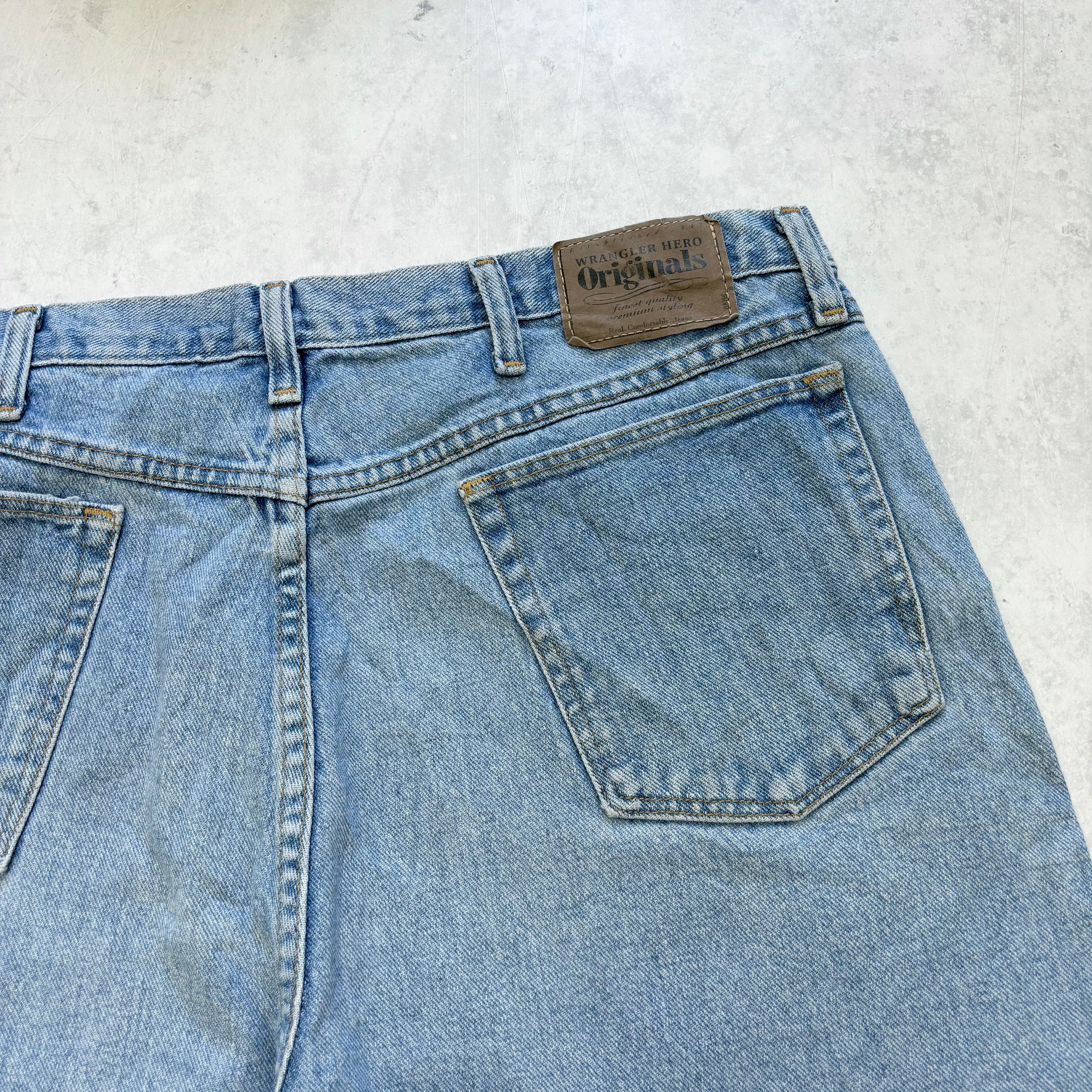 Vintage Wrangler Jorts W36 Mens Denim Shorts Light Blue Baggy Relaxed Fit