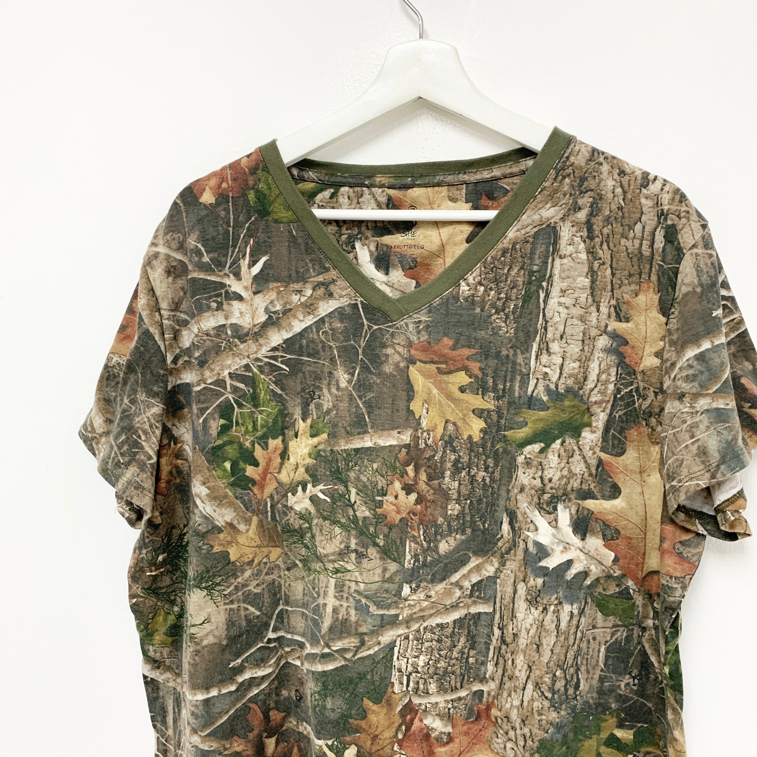 Vintage Womens Realtree T Shirt XXL Hunting Camo USA