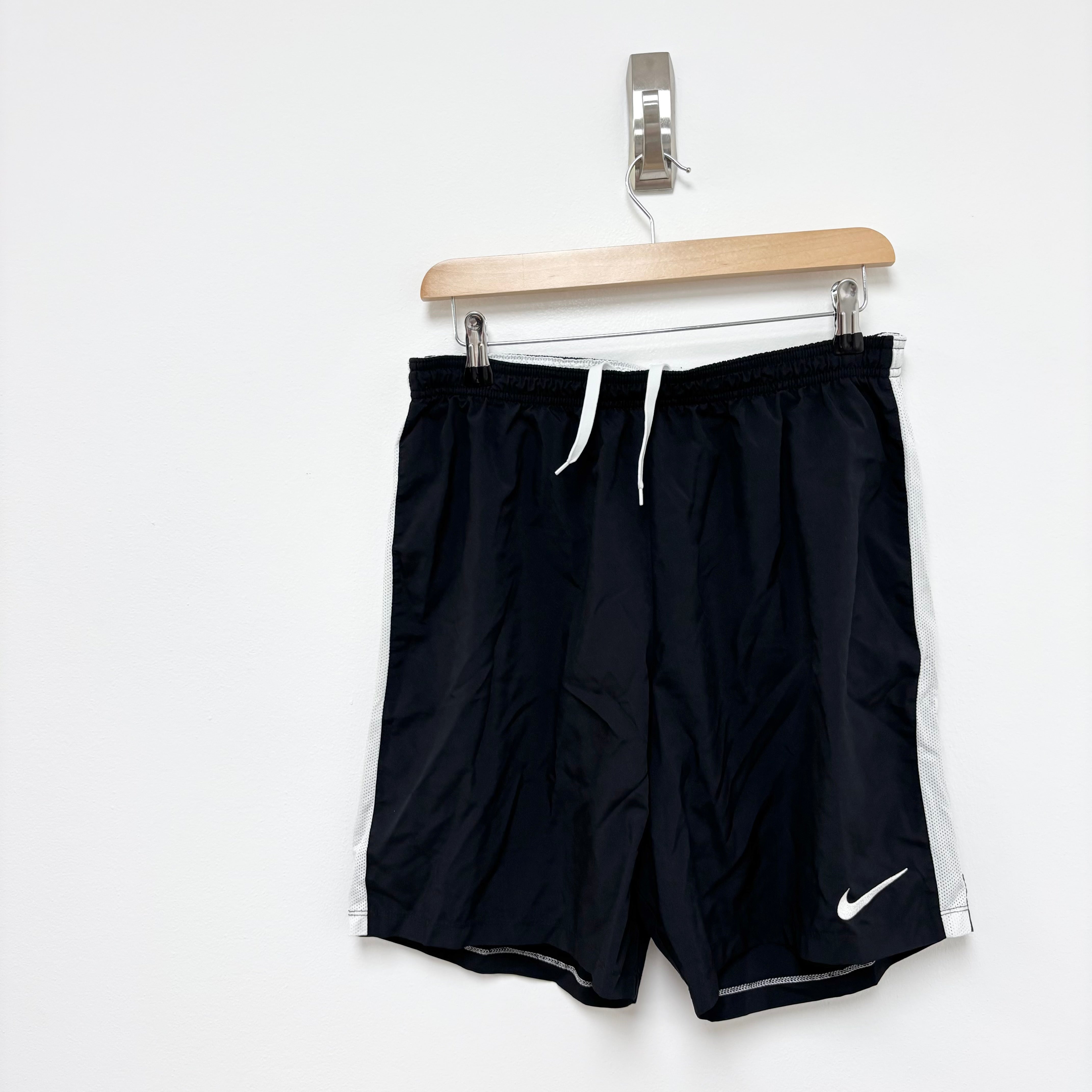 Nike Shorts Mens Medium Black Dri Fit Running Sports Gym Athletic (E)