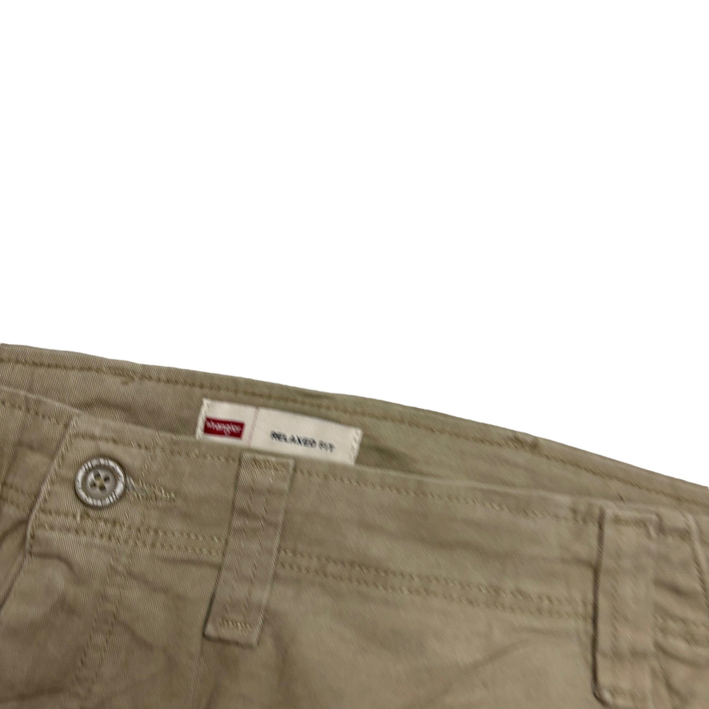 Wrangler Cargo Pants W48 L31 Mens Beige Baggy Relaxed Straight Fit Stretch