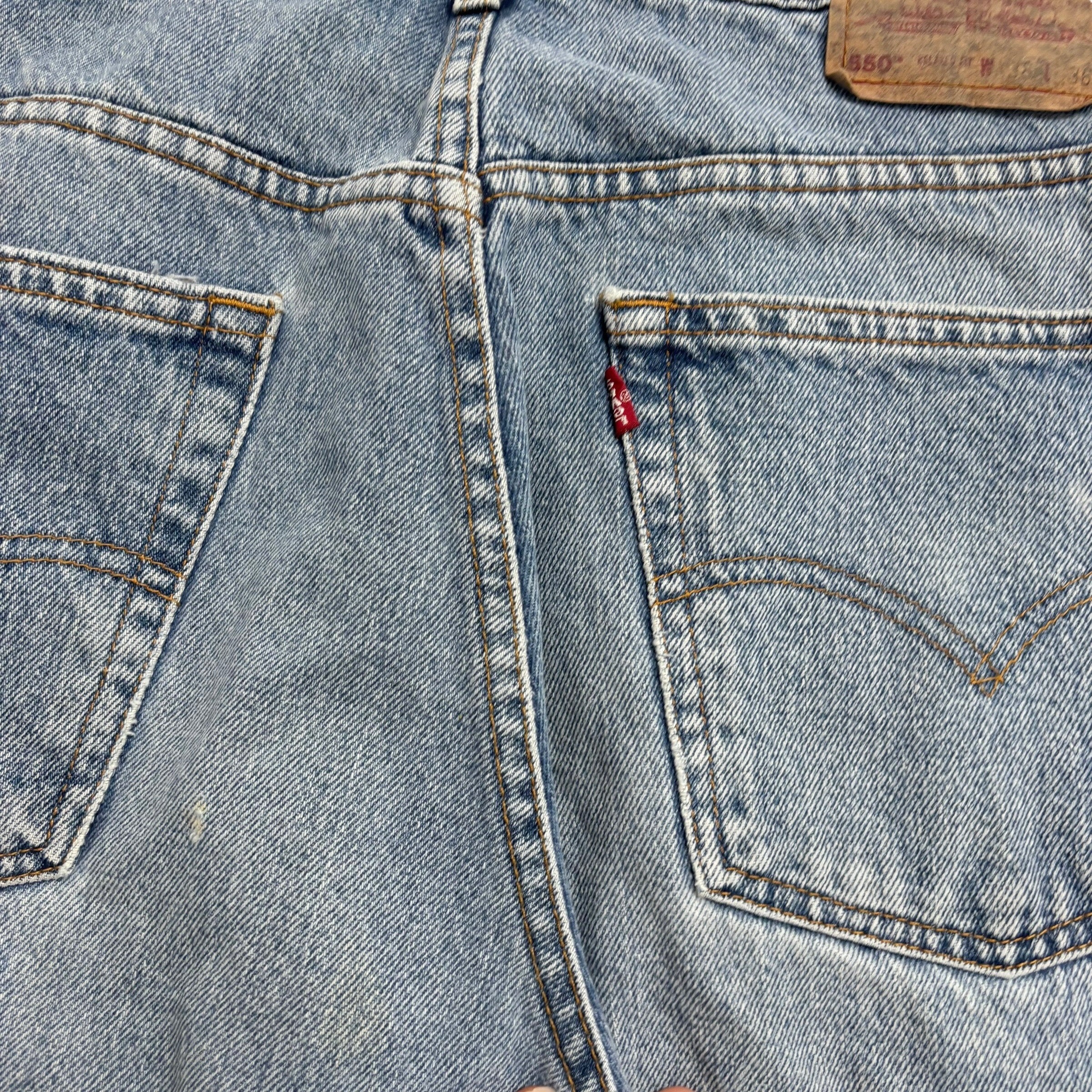 Levis 550 Jeans W36 L36 Mens Light Blue Relaxed Straight Fit Vintage Denim (F)