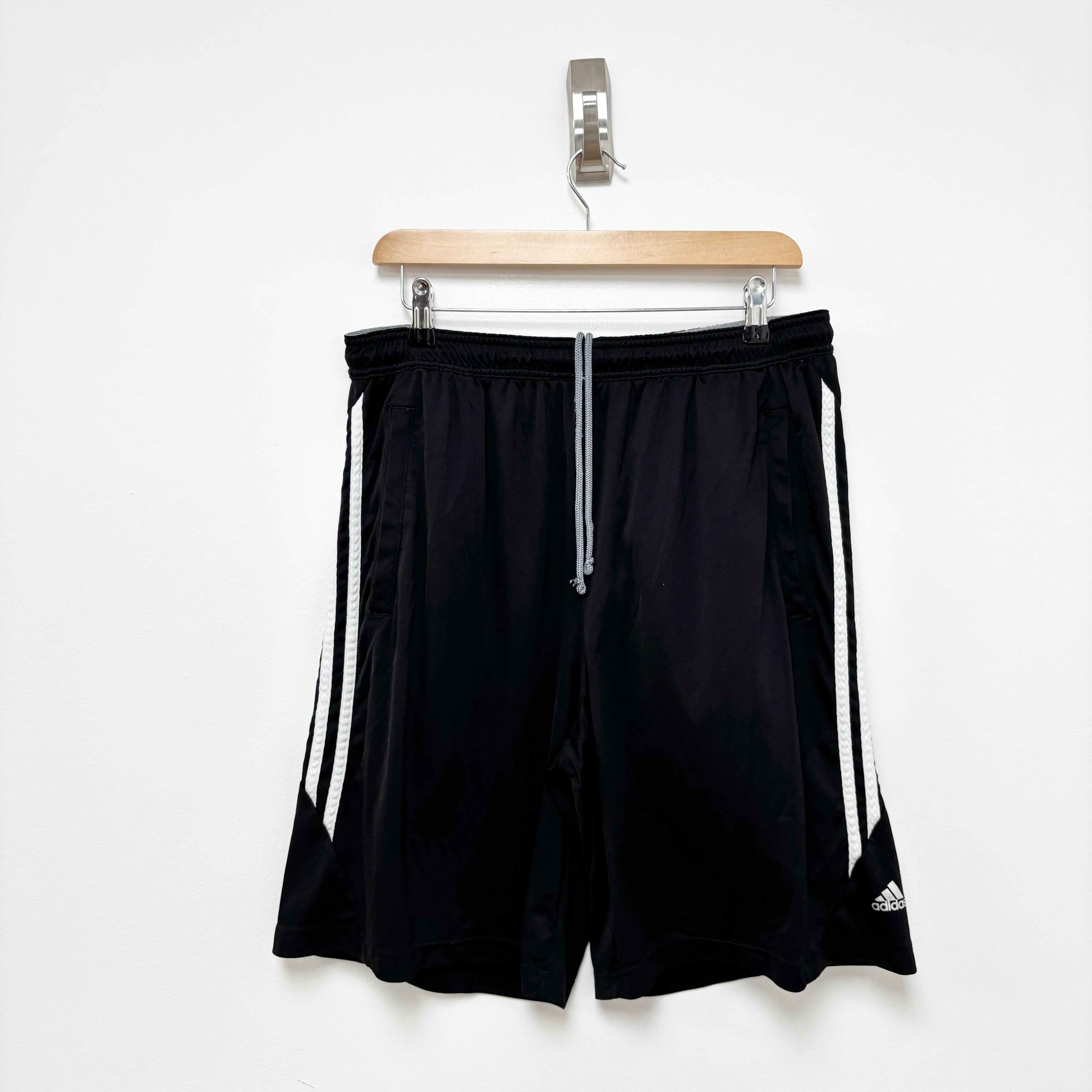 Adidas Shorts Mens Large Black Sports Running Gym Athletic Pockets (E)