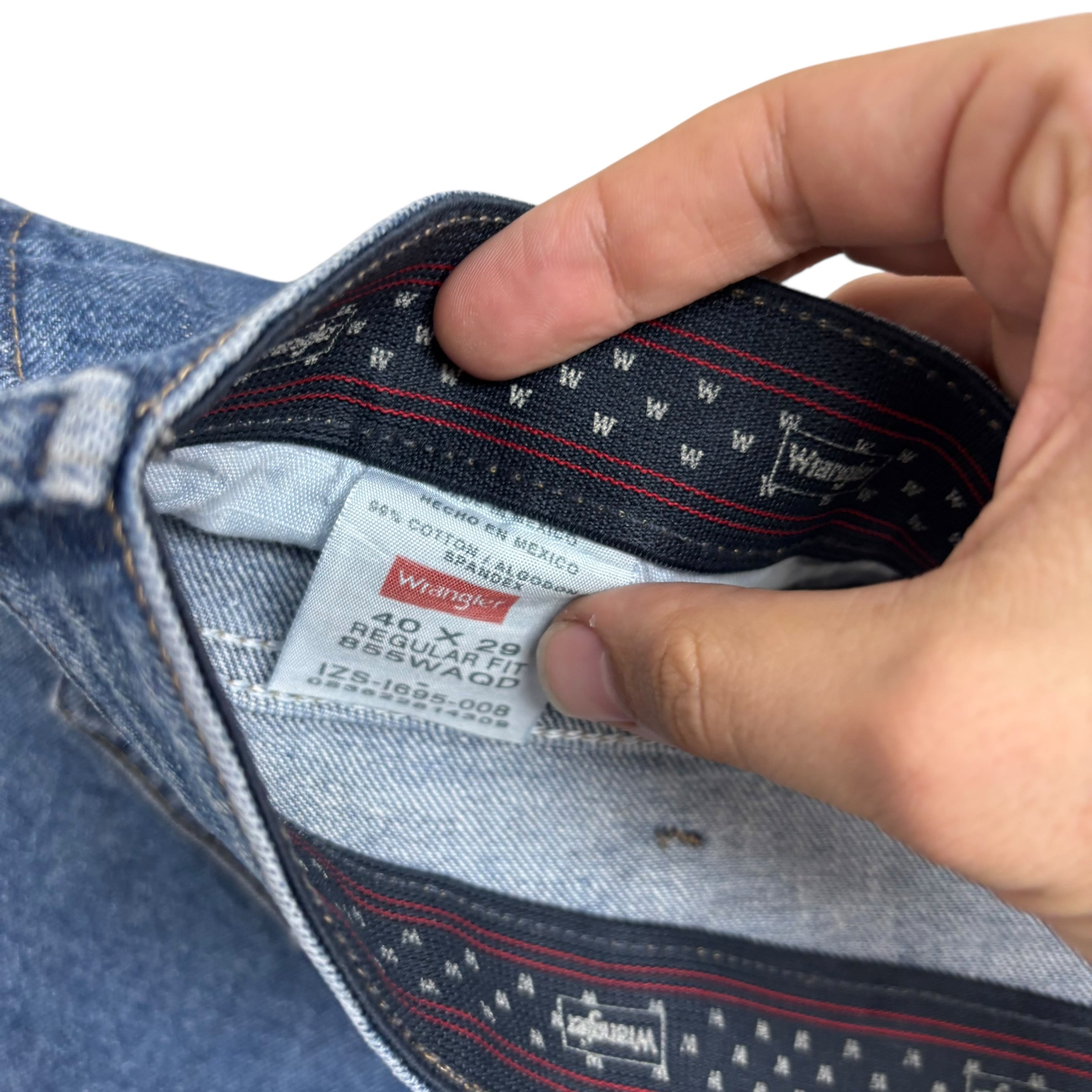 Wrangler Jeans W40 L29 Mens Mid Blue Relaxed Straight Fit Stretch Denim (E)