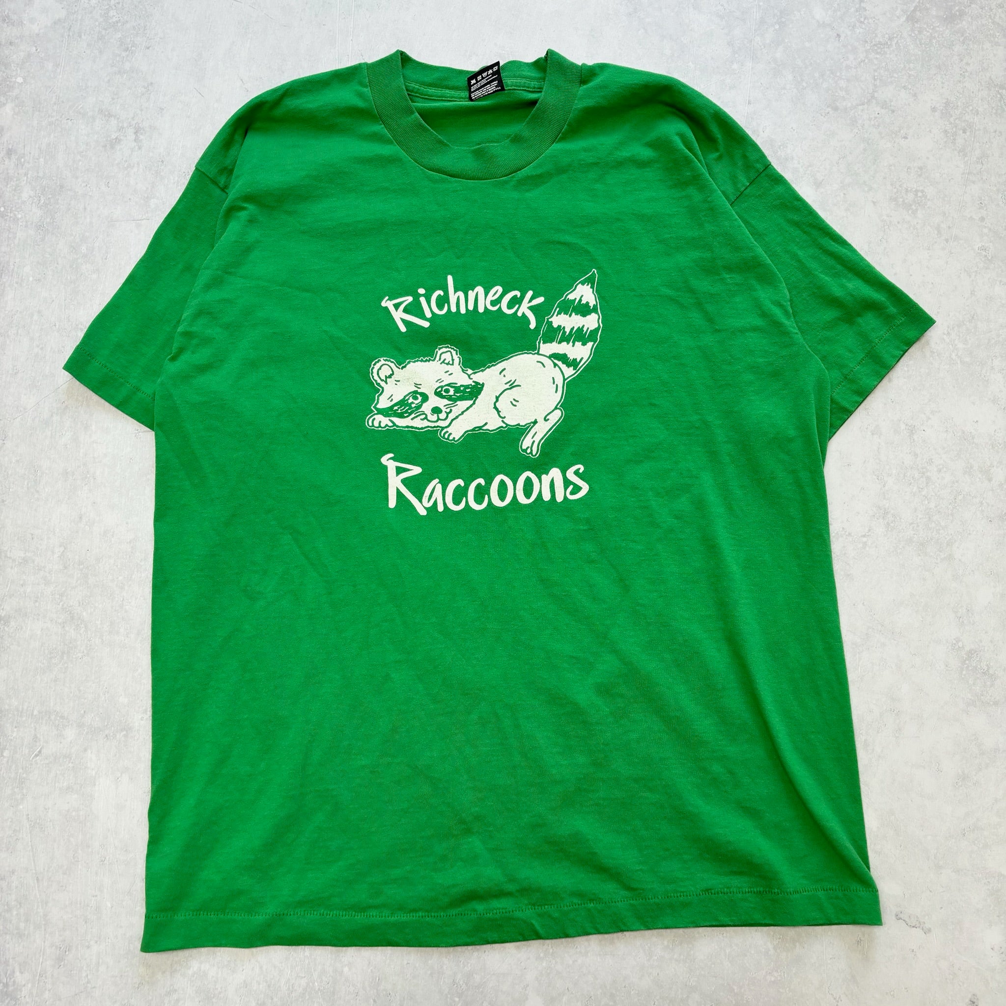 Vintage T Shirt Mens XL Green Single Stitch Graphic Print 90s USA Racoon