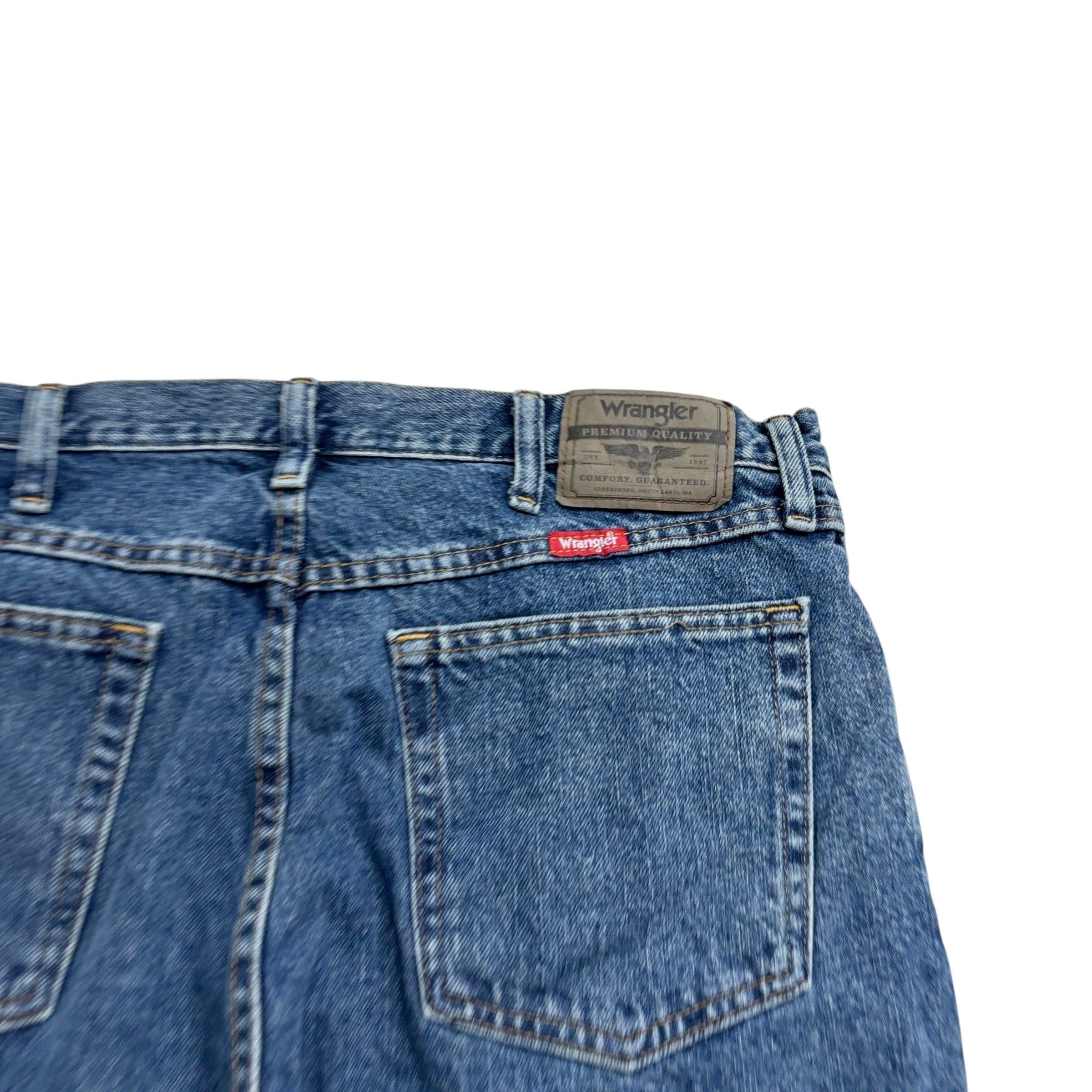 Wrangler Jeans W34 L32 Mens Mid Blue Relaxed Straight Fit Denim (E)