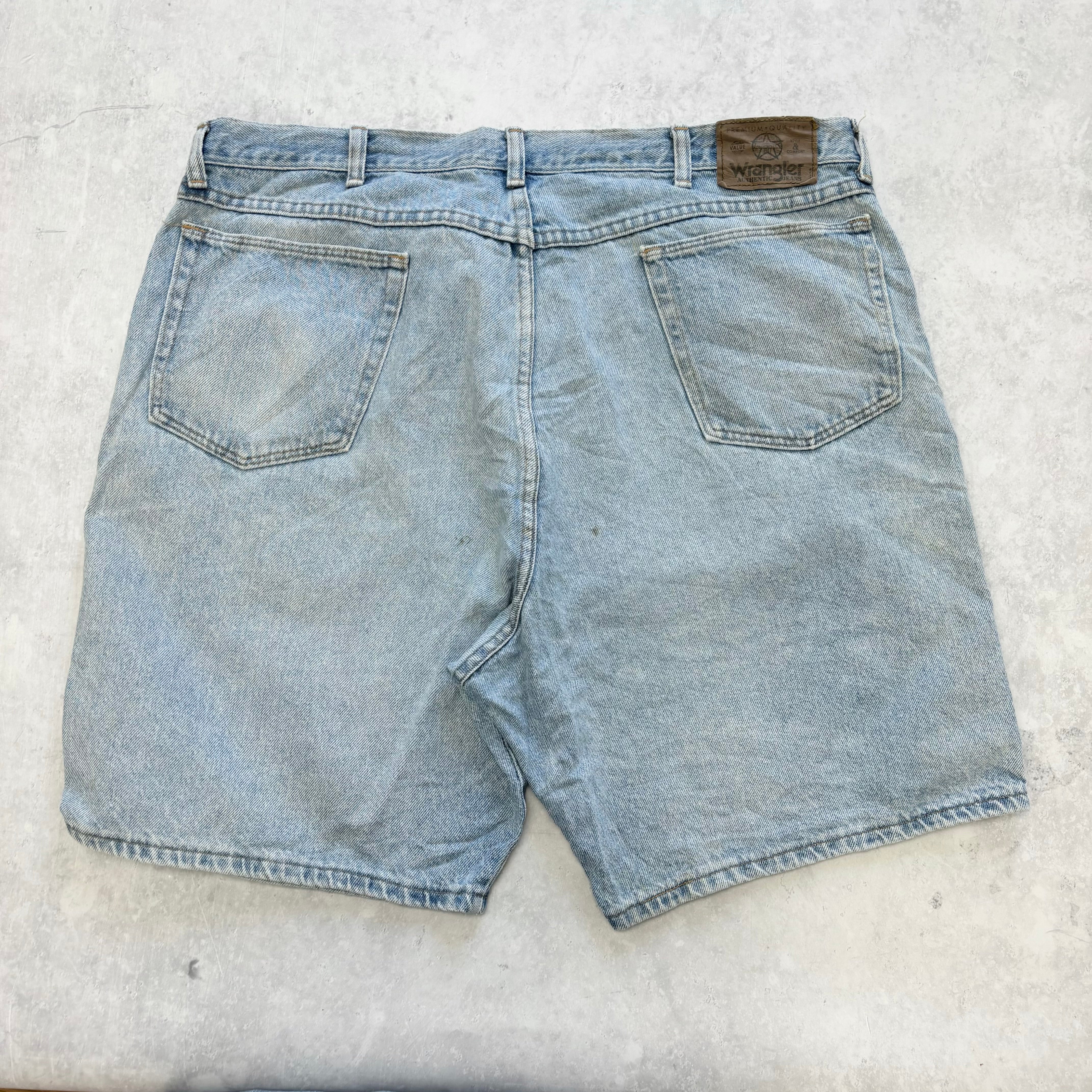 Vintage Wrangler Jorts W40 Mens Denim Shorts Light Blue Baggy Relaxed Fit