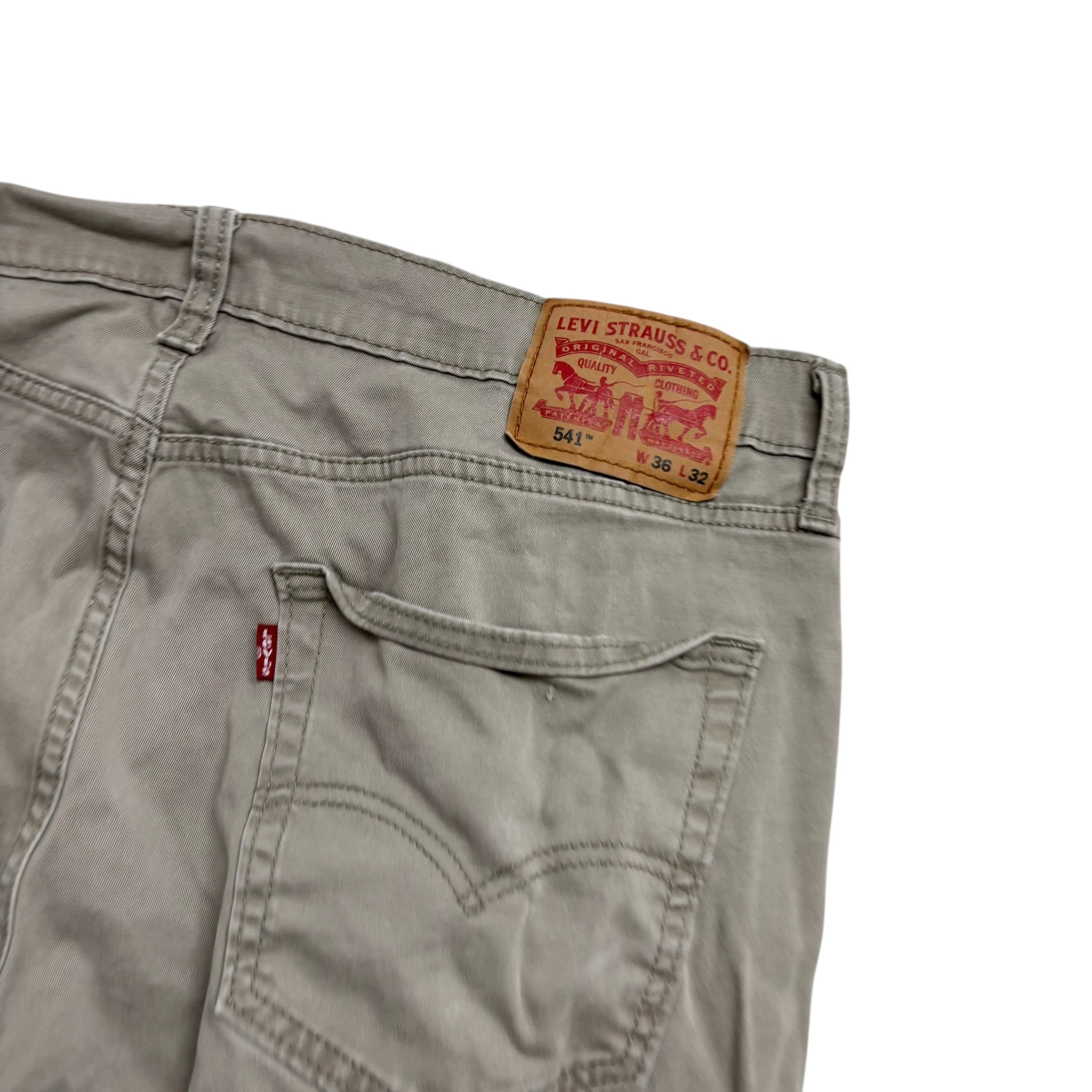 Levis 541 Trousers W36 L32 Mens Beige Athletic Tapered Fit Stretch Pants (E)