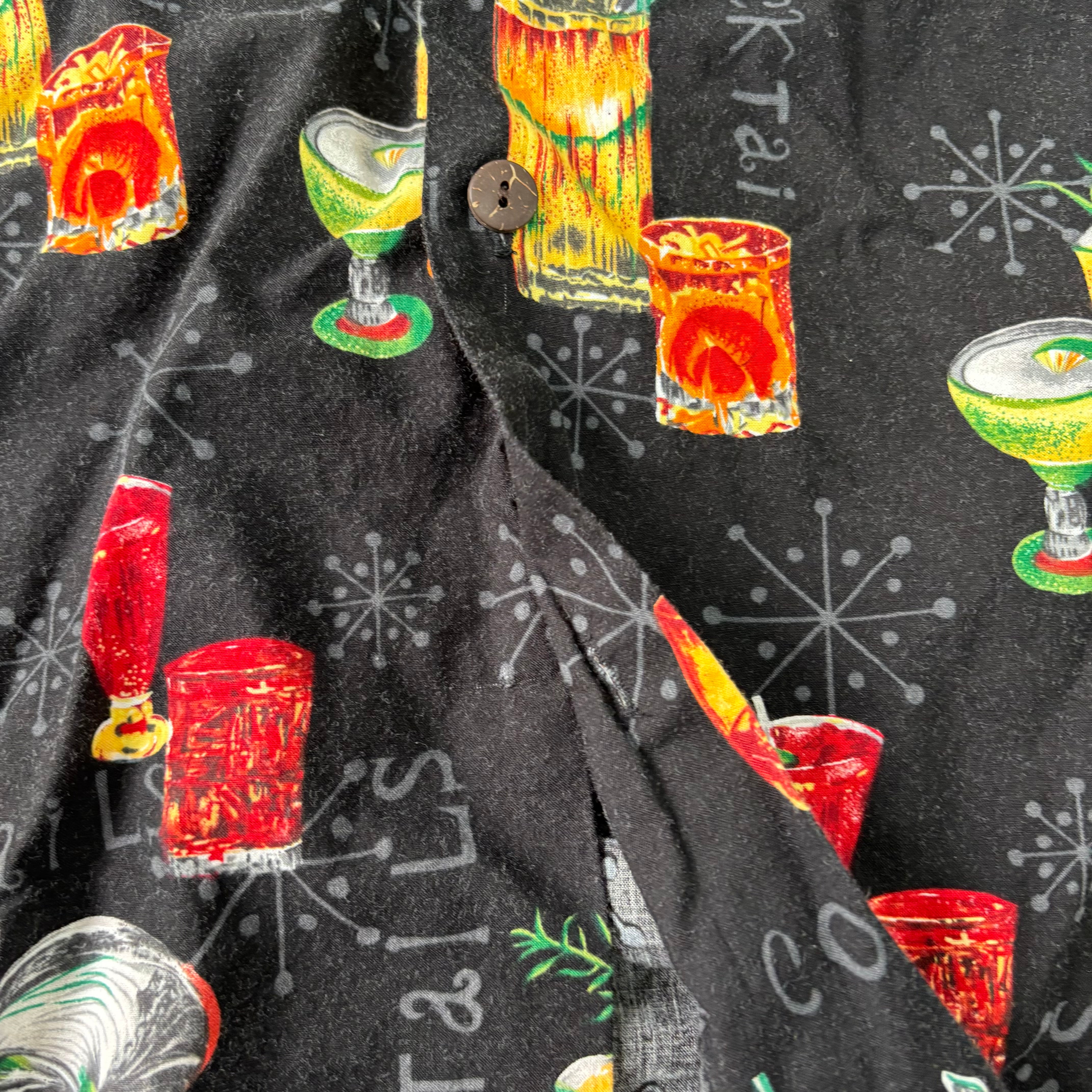 Vintage Hawaiian Shirt Mens XXL Black Floral Short Sleeve Cotton Blend