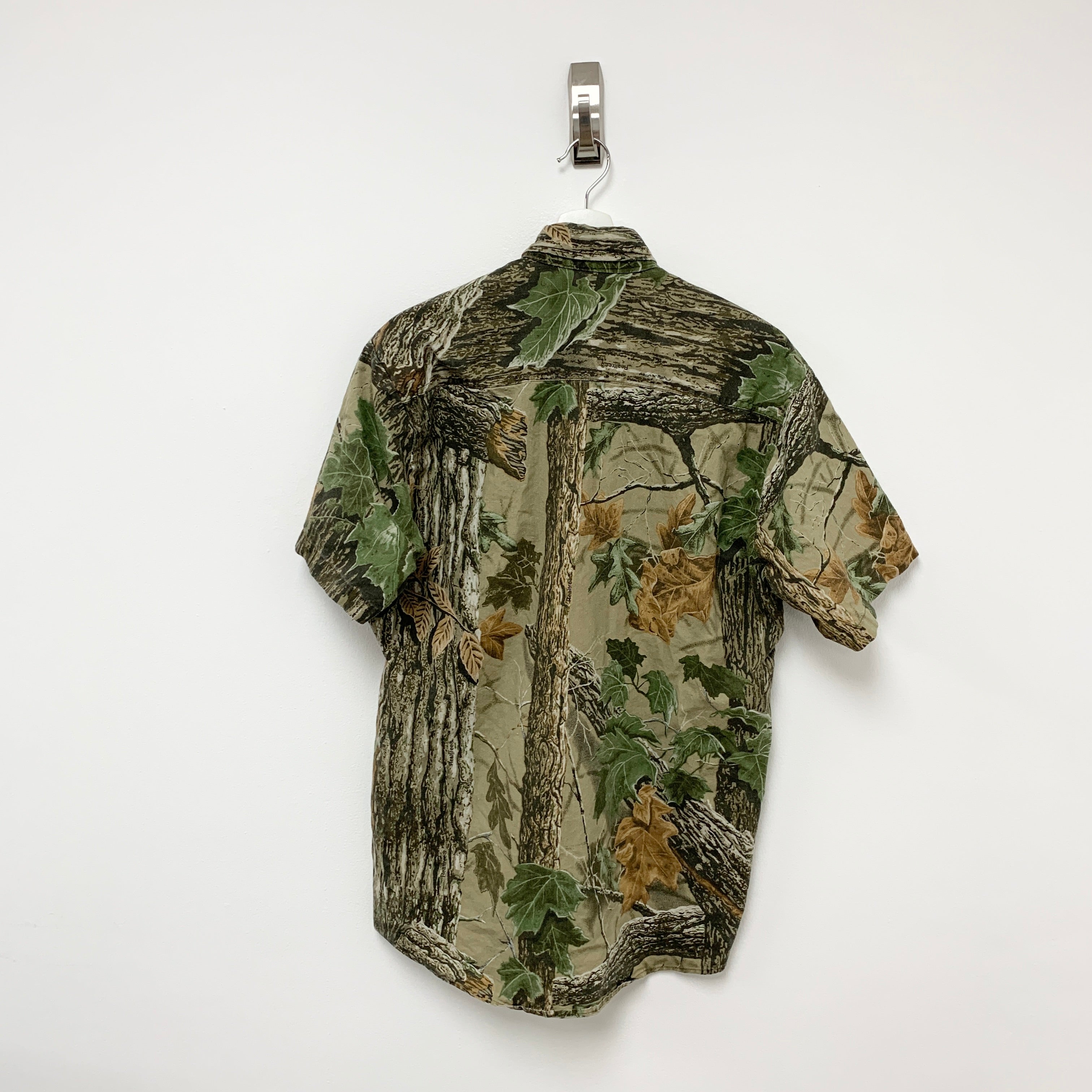 Vintage RealTree Shirt Medium Hunting Camo USA