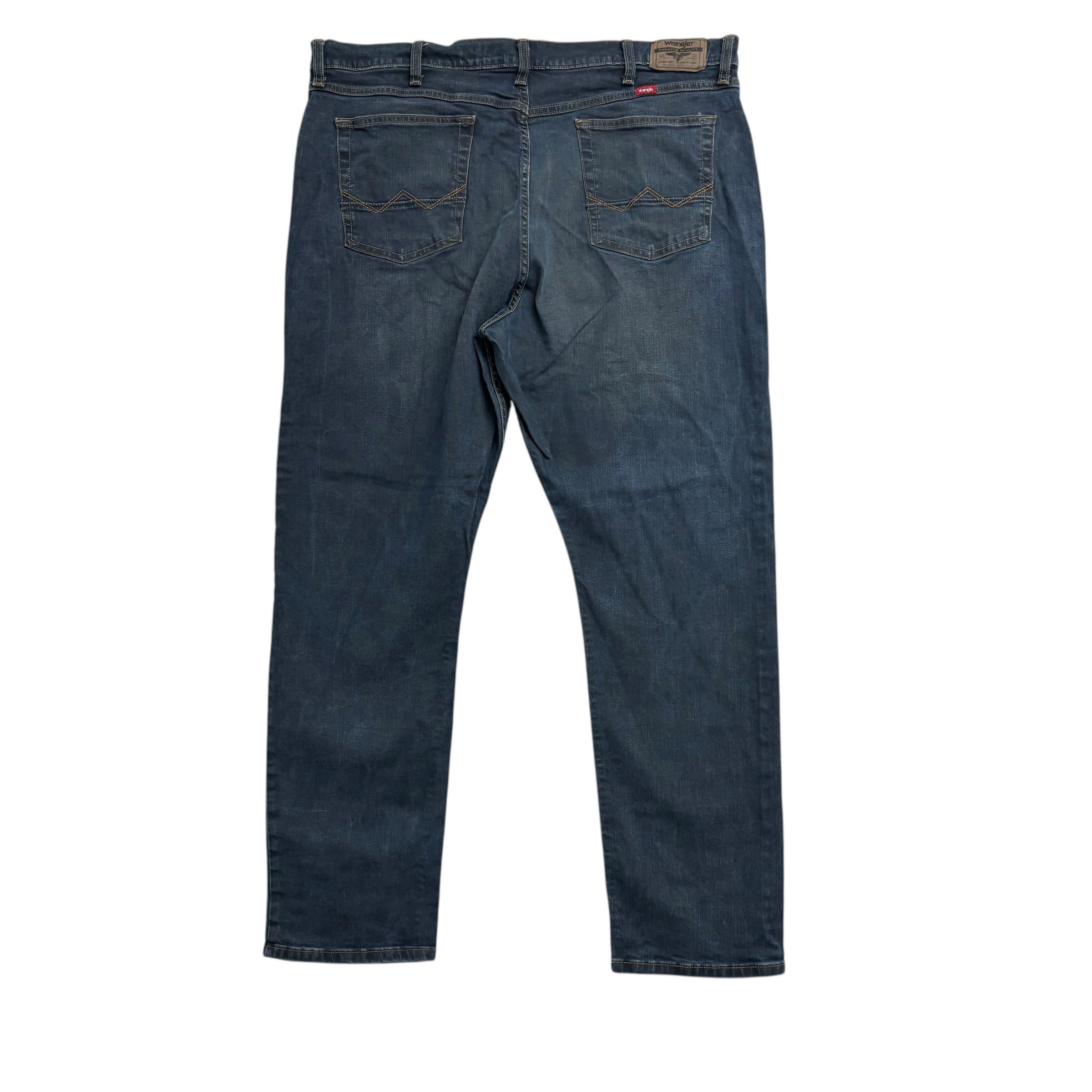 Wrangler Jeans W40 L30 Mens Dark Blue Athletic Taper Fit Stretch Denim (E)