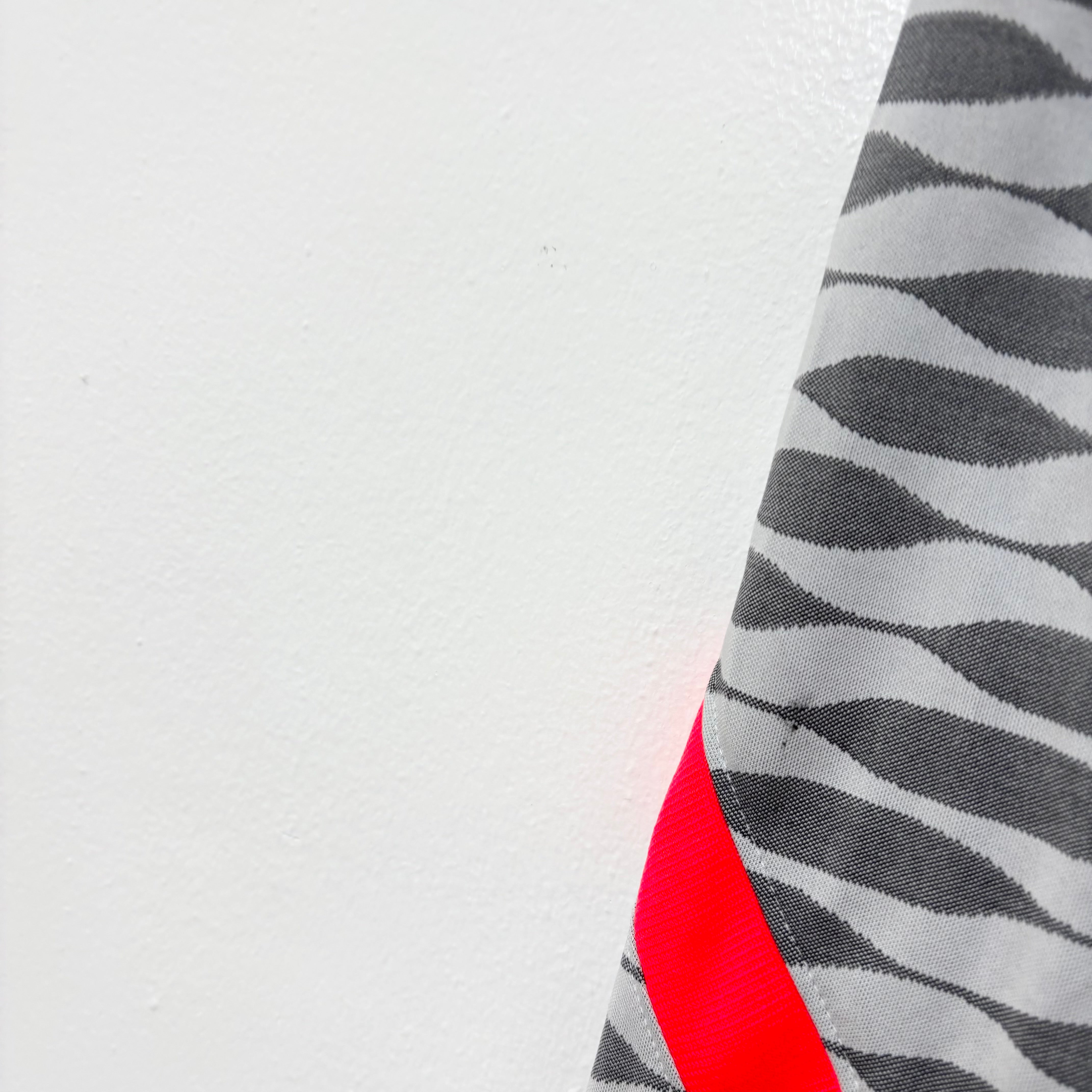 Nike Shorts Womens Medium Grey Dri Fit Running Sports Gym Athletic