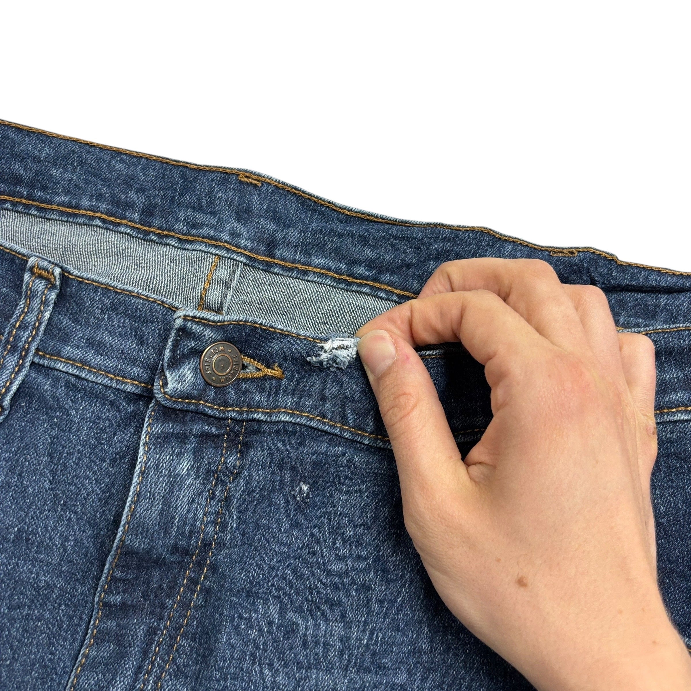 Wrangler Jeans W44 L29 Mens Dark Blue Relaxed Straight Fit Stretch Denim (F)