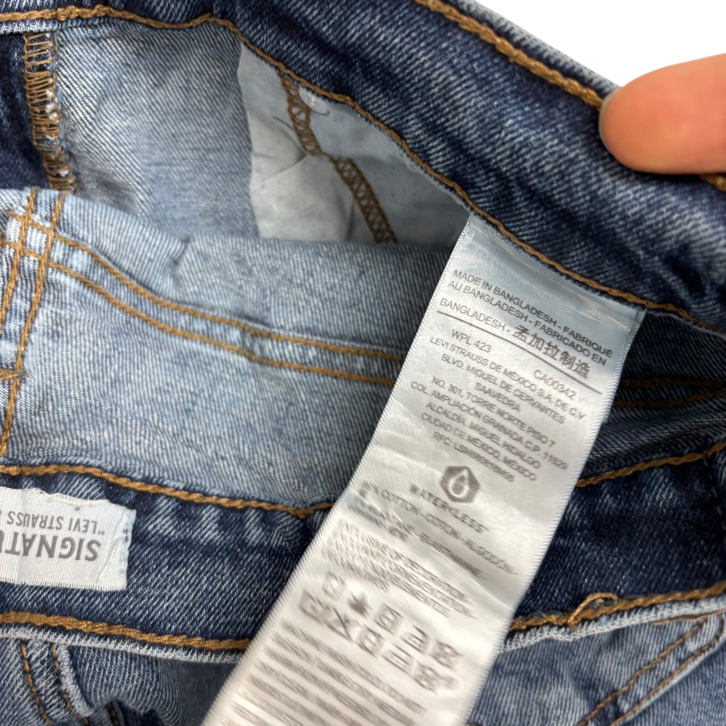 Levis Signature Jeans W30 L32 Mens Mid Blue Regular Tapered Fit Stretch Denim