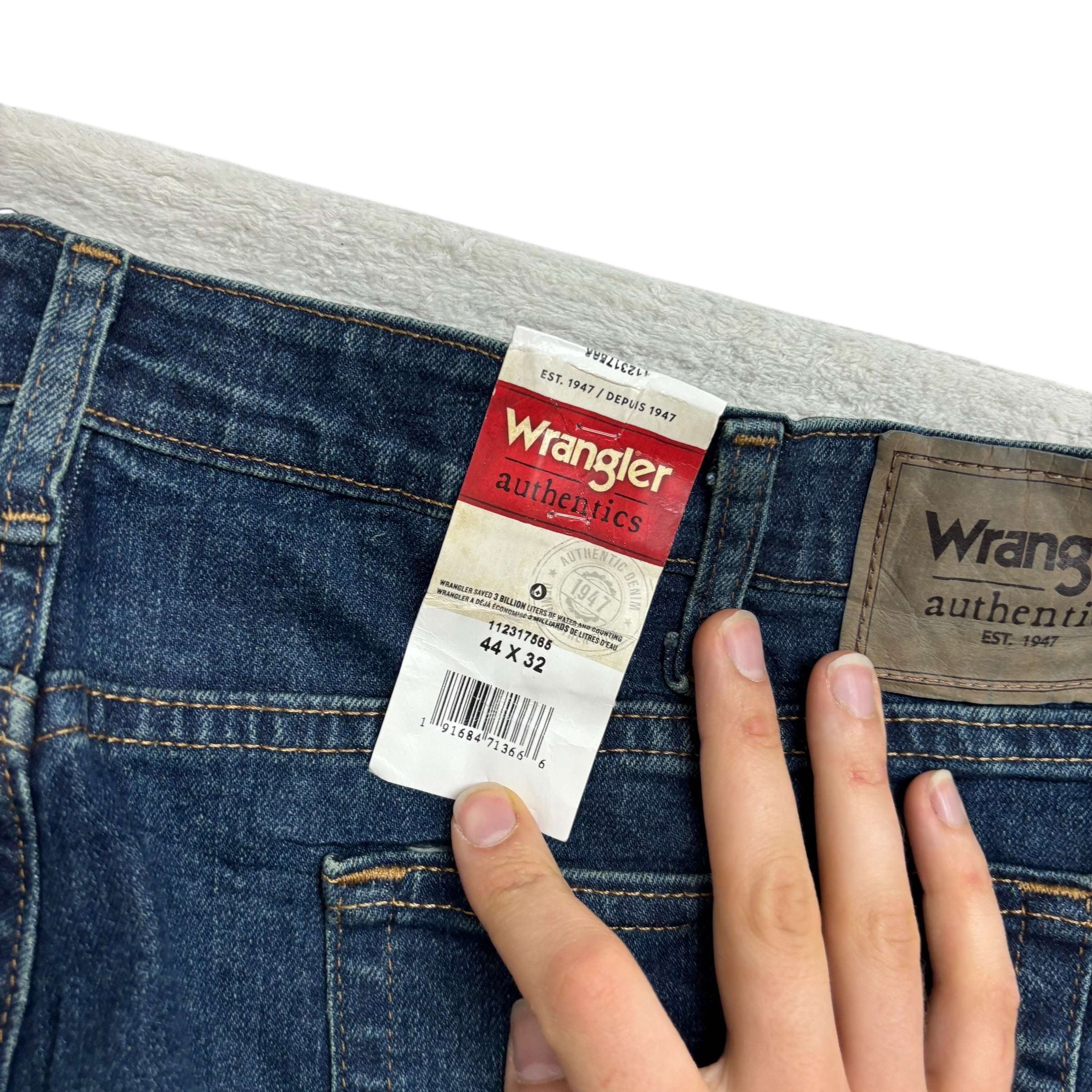 Wrangler Jeans W42 L32 Mens Dark Blue Relaxed Straight Fit Stretch Denim (E)