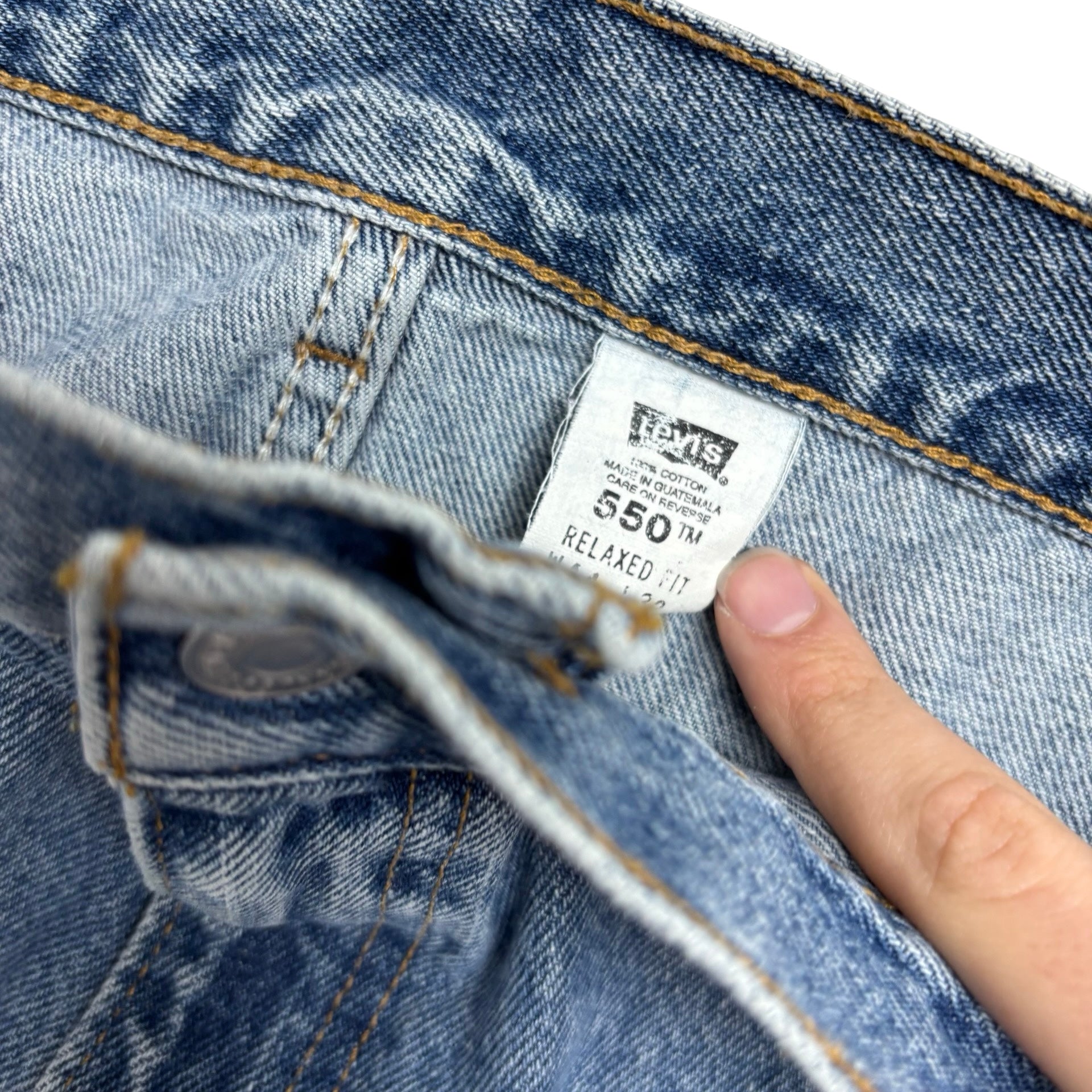 Levis 550 Jeans W40 L32 Mens Light Blue Relaxed Straight Fit Vintage Denim (E)