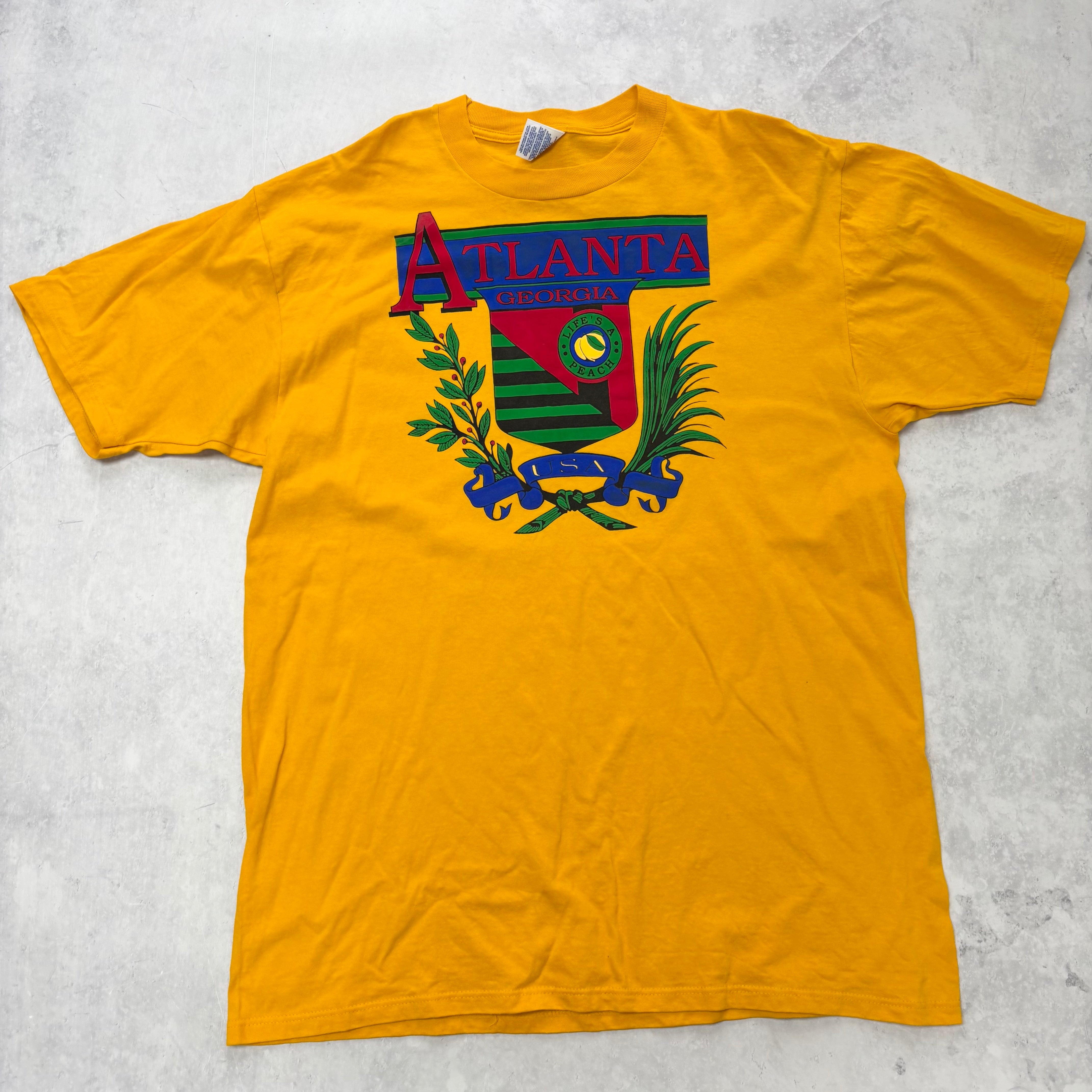 Vintage T Shirt Mens XL Yellow Graphic Print Y2K Tourist Atlanta (E)