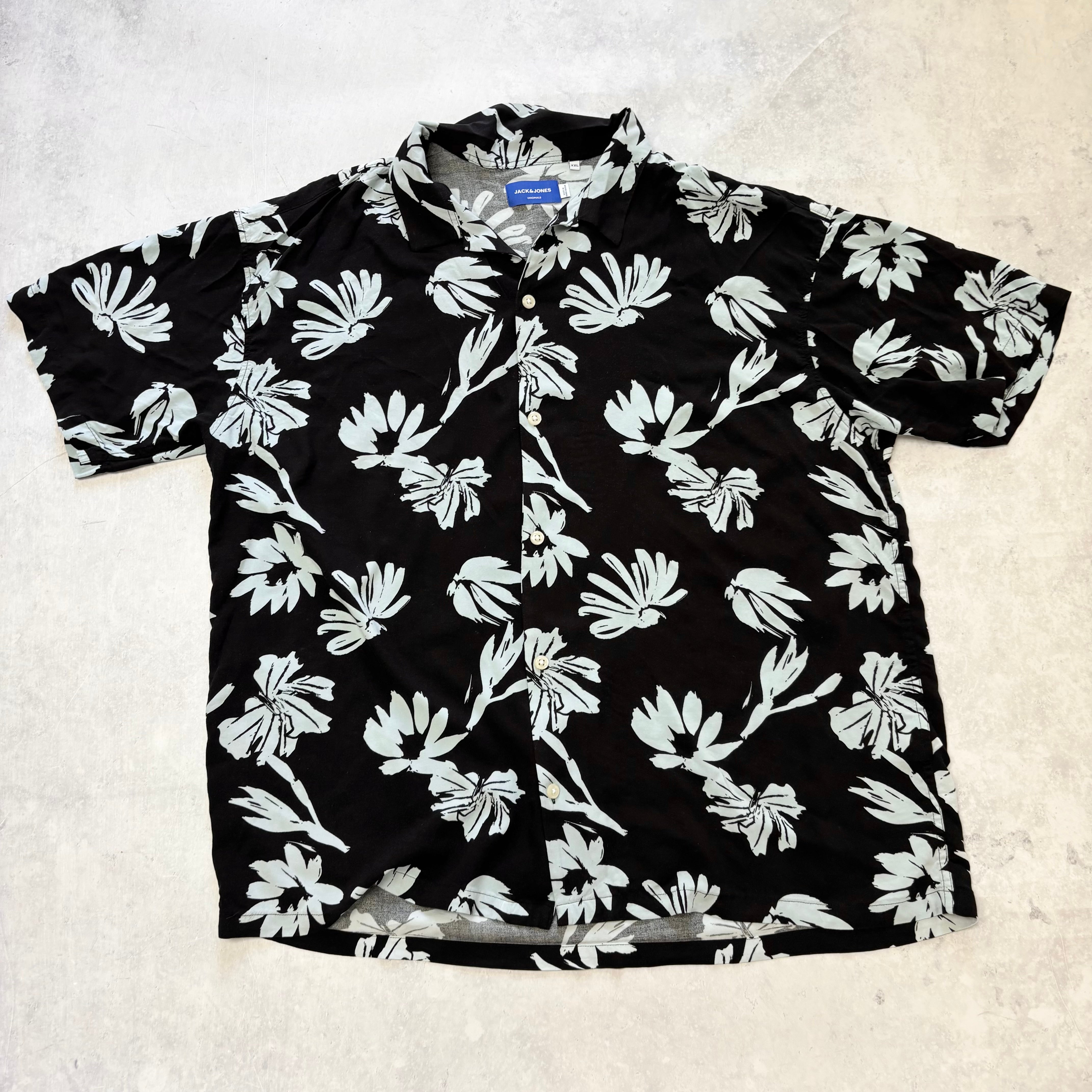 Hawaiian Shirt Mens XXL Black Floral Aloha Short Sleeve Viscose (E)