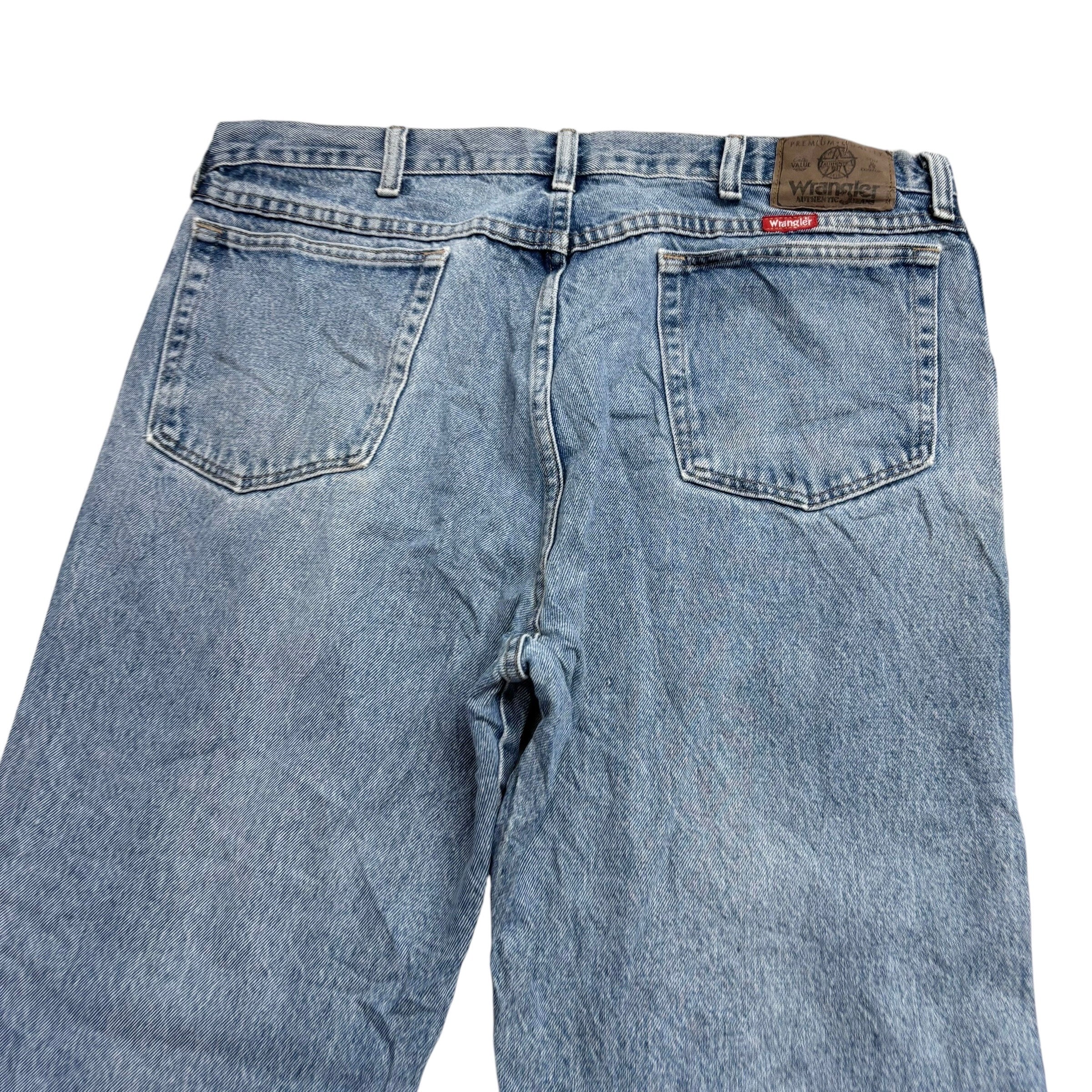 Wrangler Jeans W38 L30 Mens Light Blue Regular Straight Fit Vintage Denim