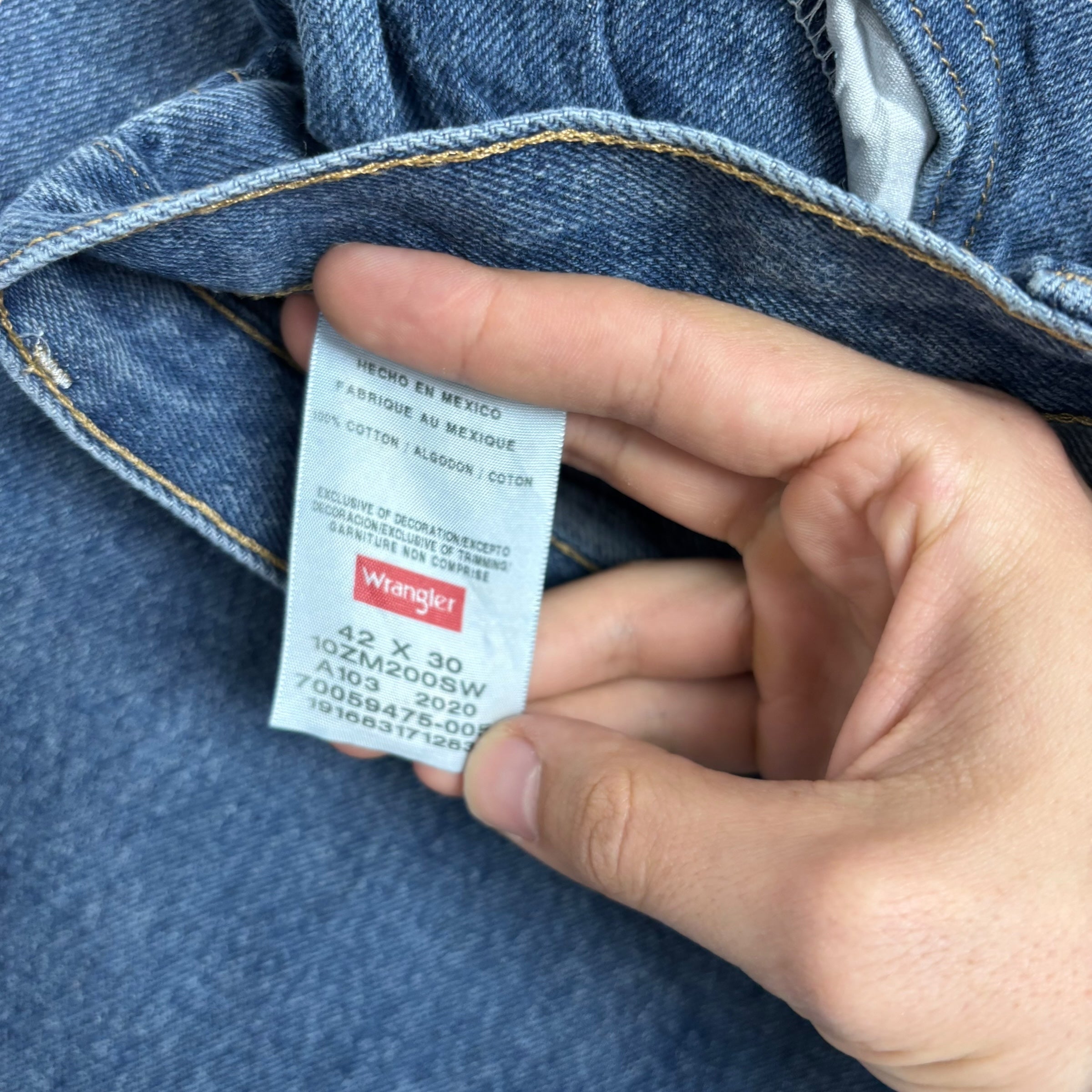 Wrangler Jeans W42 L30 Mens Mid Blue Relaxed Straight Fit Baggy Denim (E)