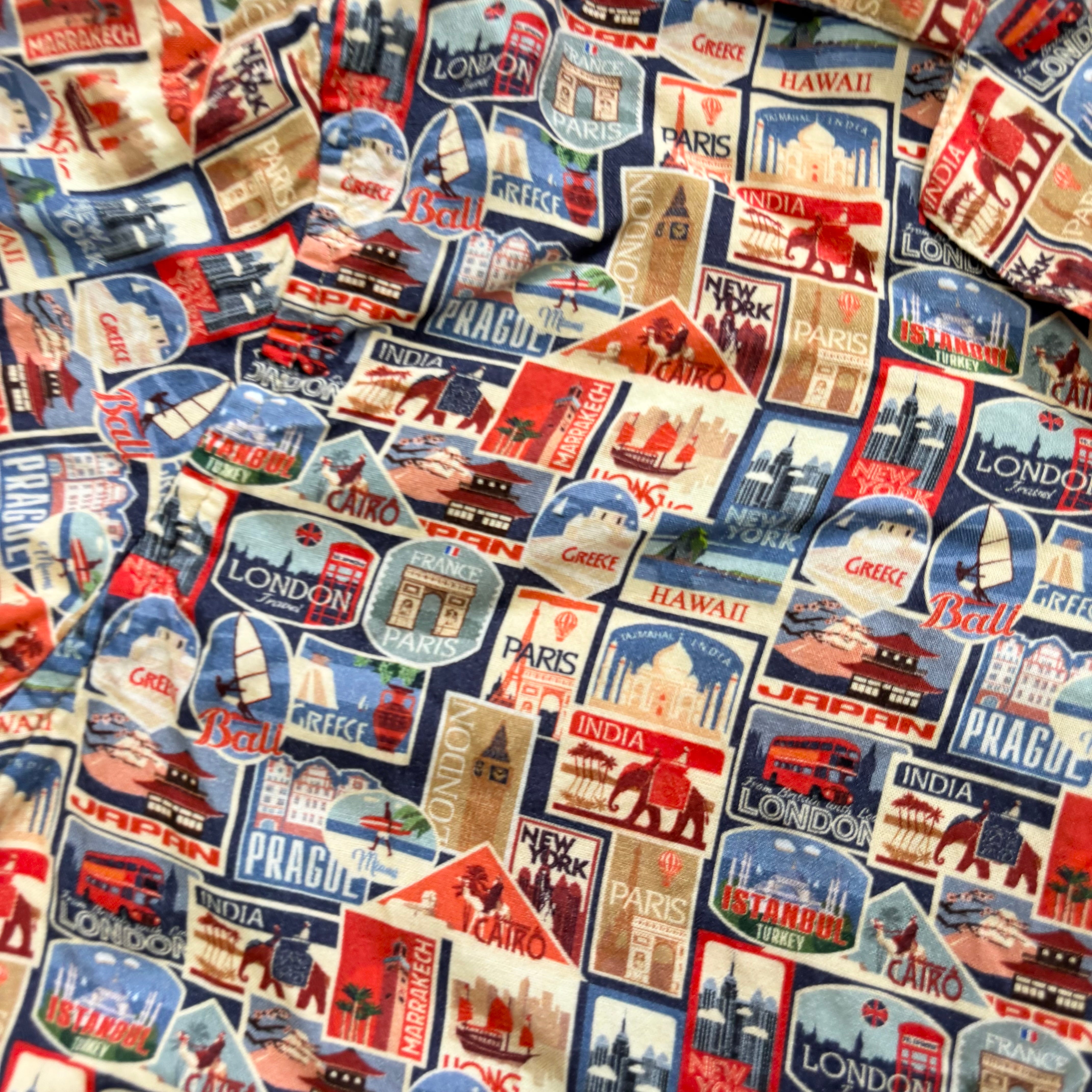 Reserved Shirt Mens Small Red All Over Print Short Sleeve Viscose (E)