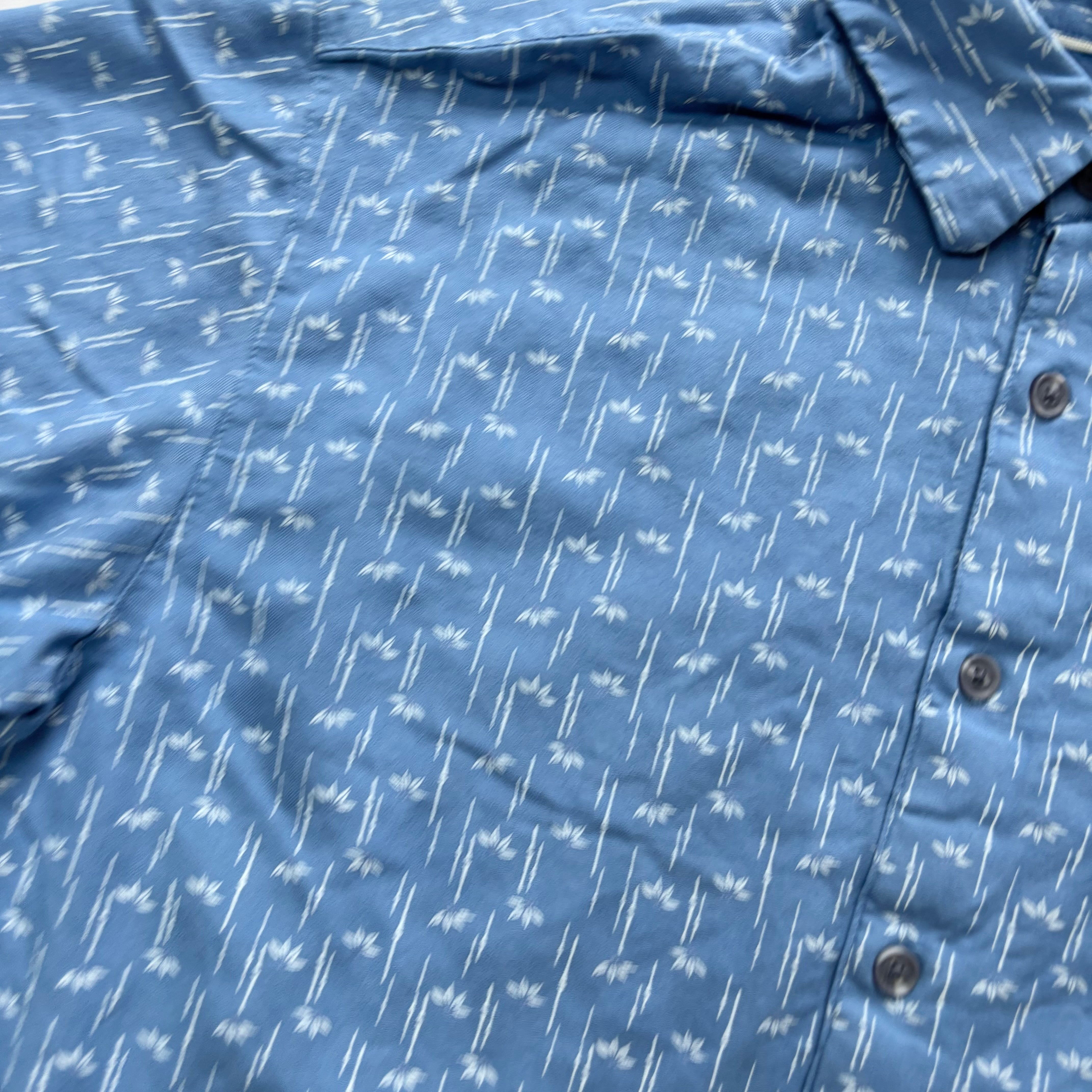 Vintage Hawaiian Shirt Mens Large Blue Silk Blend Floral Aloha Short Sleeve (E)