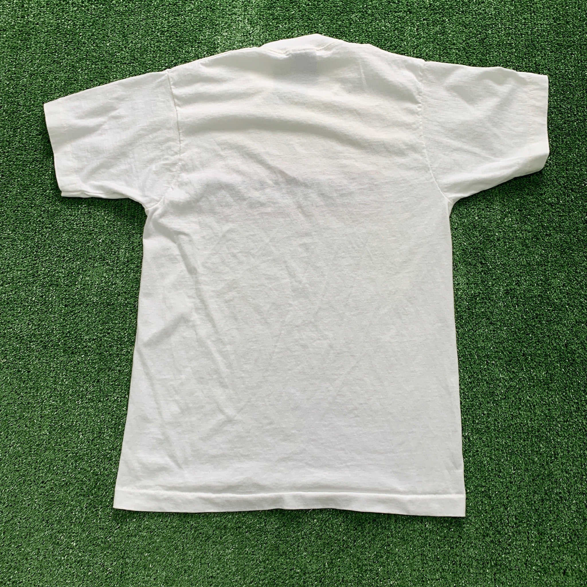 Vintage T Shirt Mens Small White Single Stitch Graphic Print 90s USA