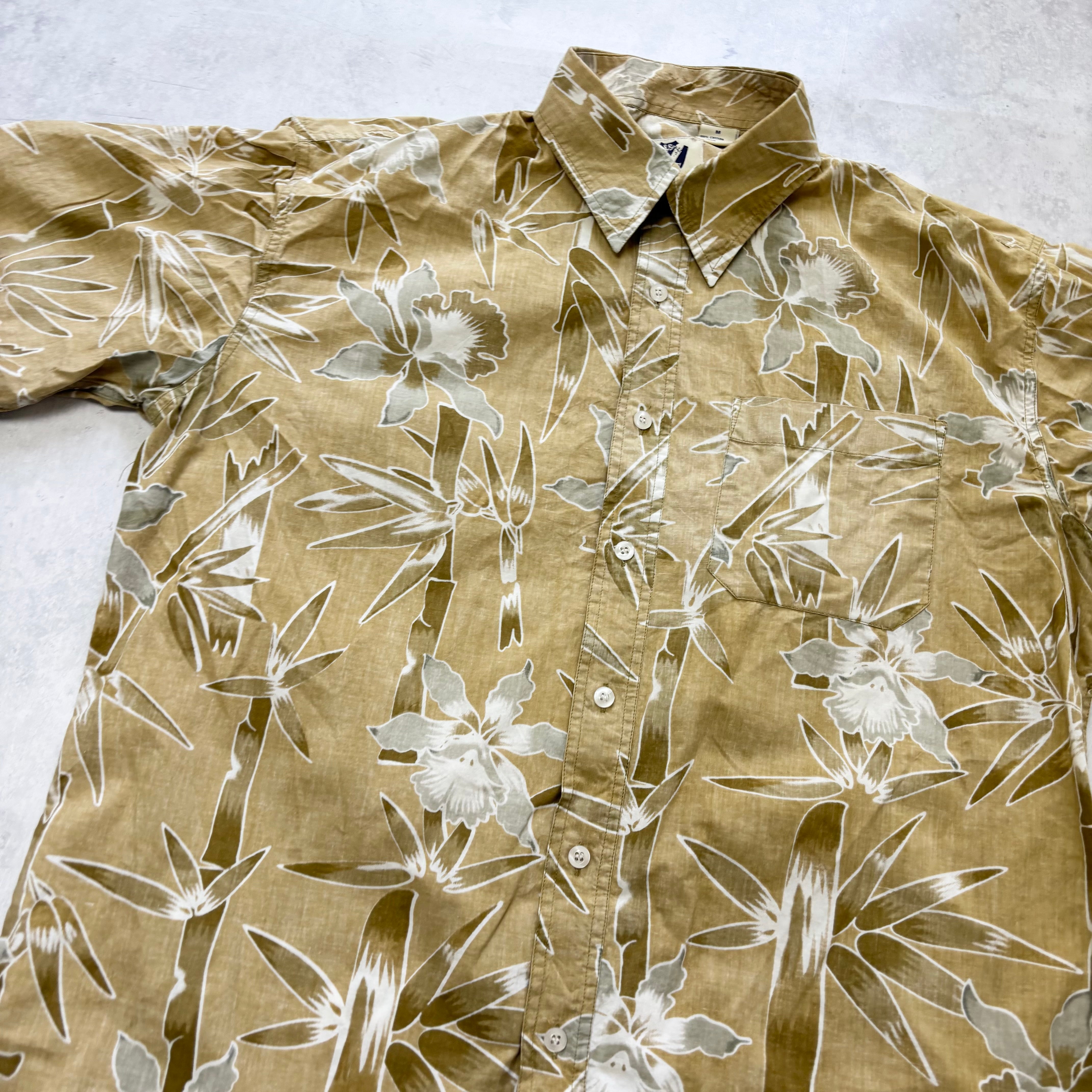 Hawaiian Shirt Mens Medium Tan Floral Aloha Short Sleeve Cotton (E)