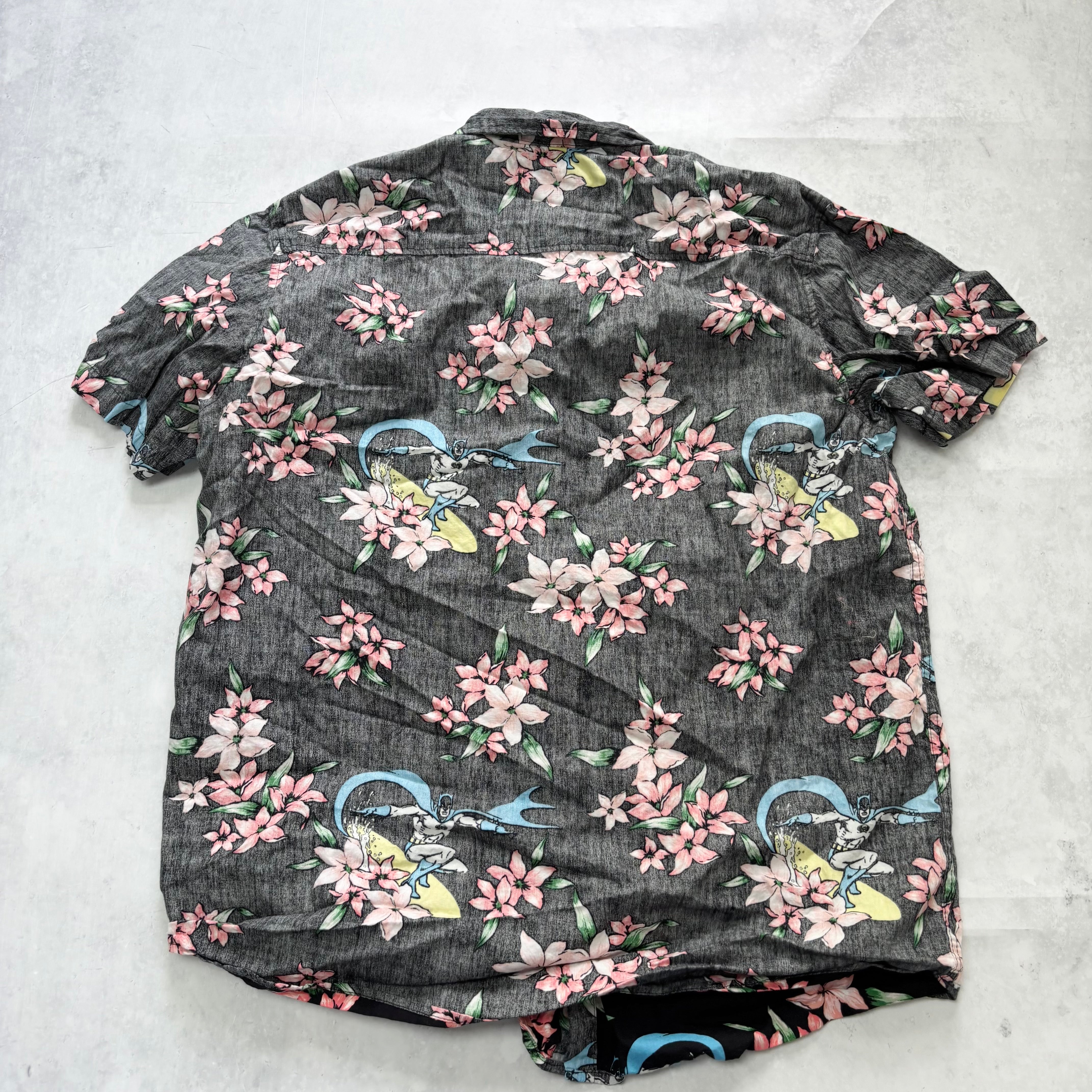 Batman Hawaiian Shirt Mens XL Black Short Sleeve Cotton Slim Fit (E)