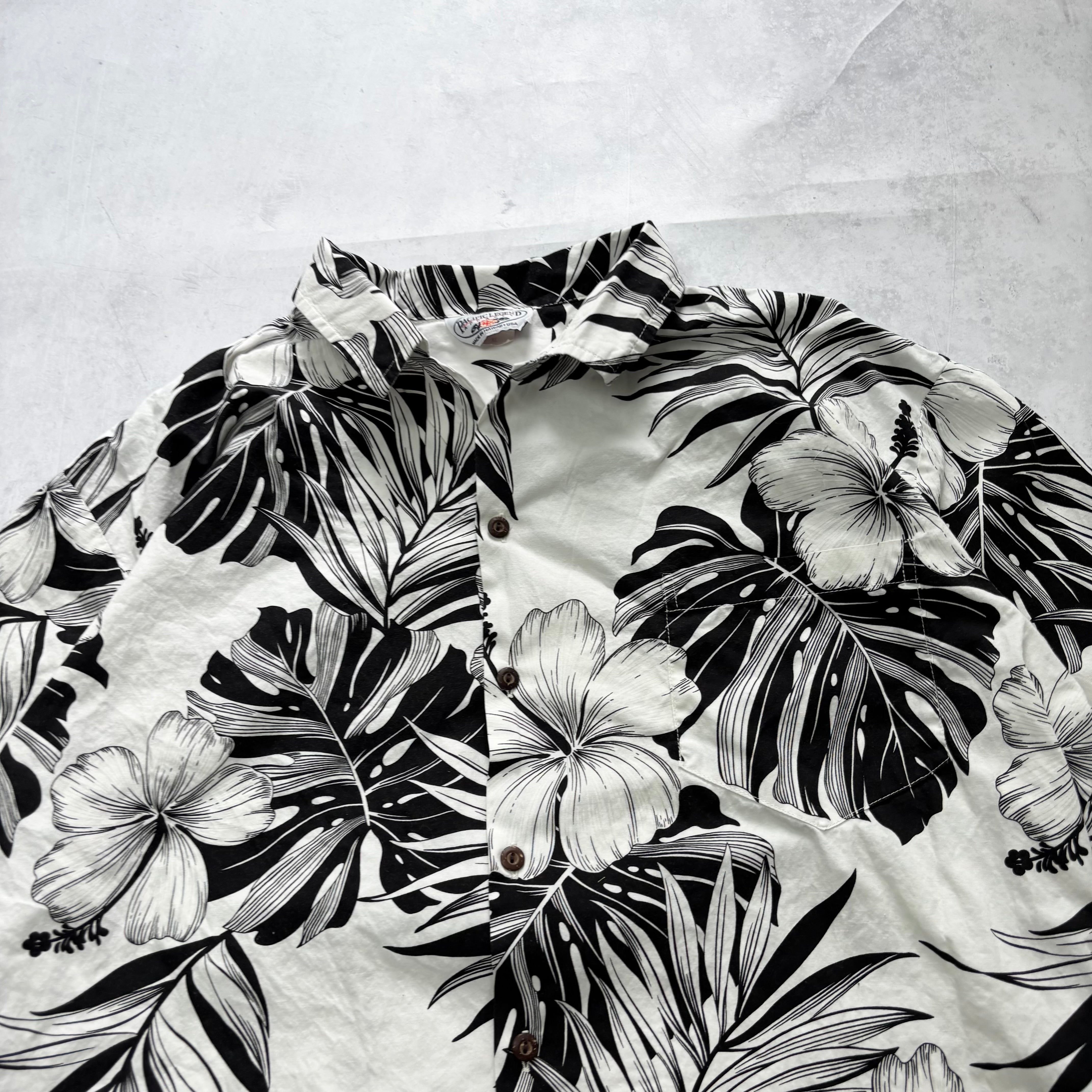Vintage Hawaiian Shirt Mens XL White Floral Aloha Short Sleeve Cotton (E)