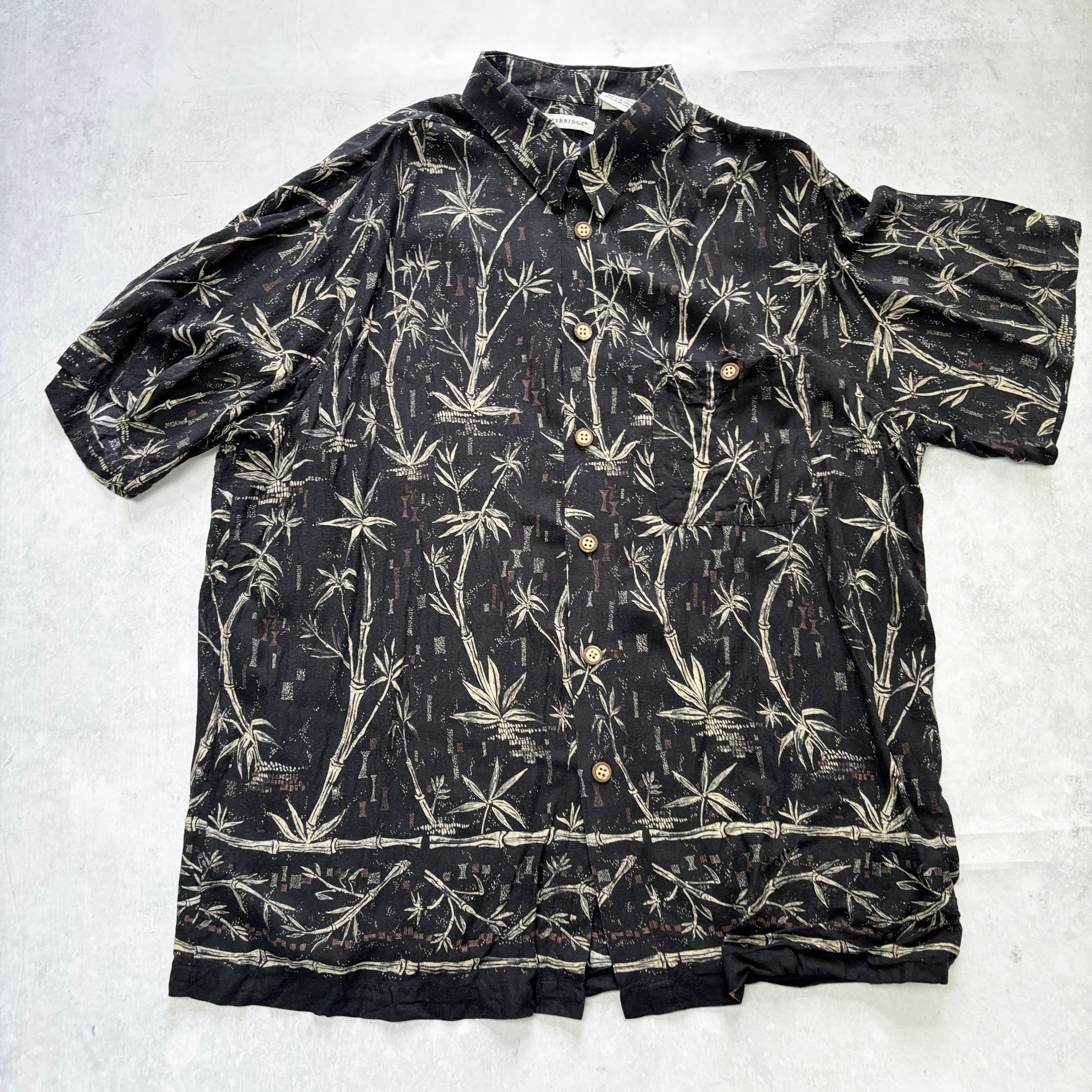 Vintage Hawaiian Shirt Mens XL Black Floral Aloha Short Sleeve Rayon (E)